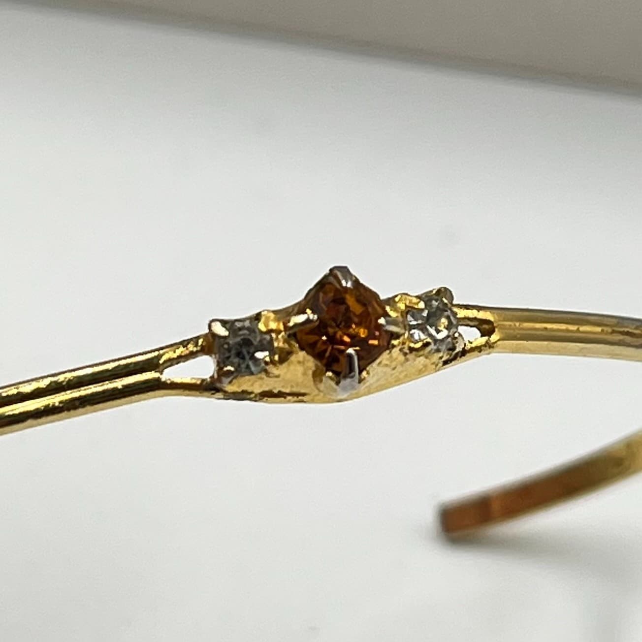 Vintage Gold Tone Citrine Color Crystal Cuff Bracelet Retro Minimalist Bangle - Thumbnail 3