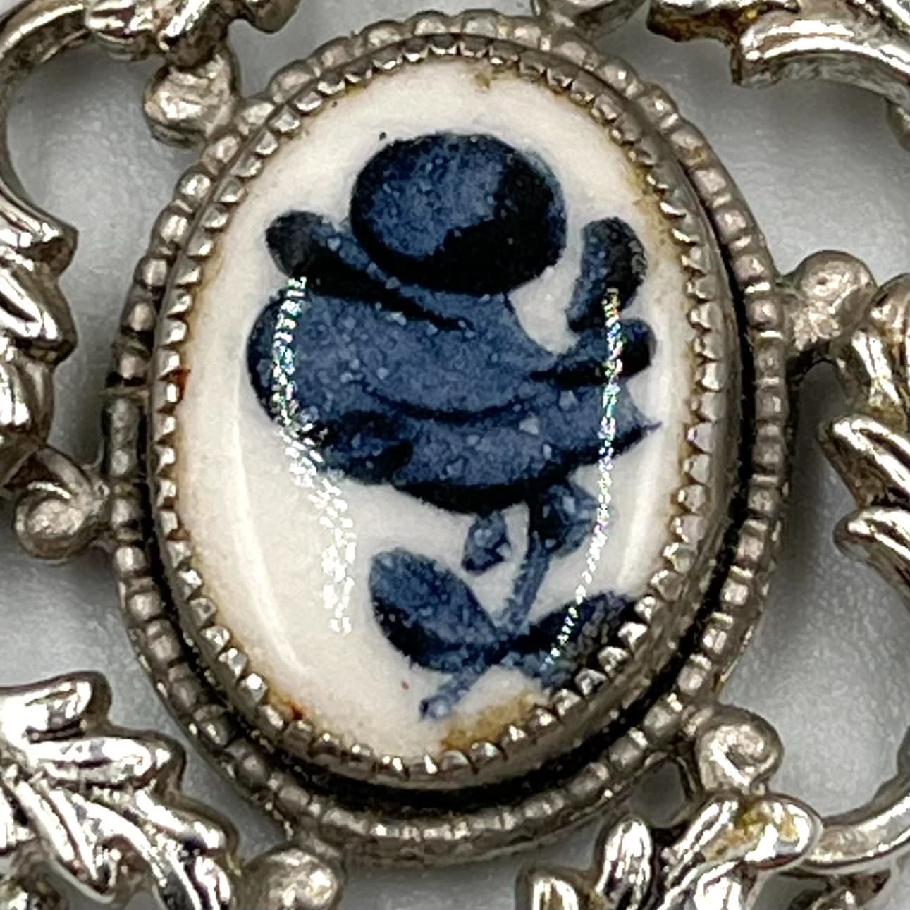 Vintage Blue Rose Porcelain Pendant Silver Tone Ornate Floral Filigree Boho - Thumbnail 2