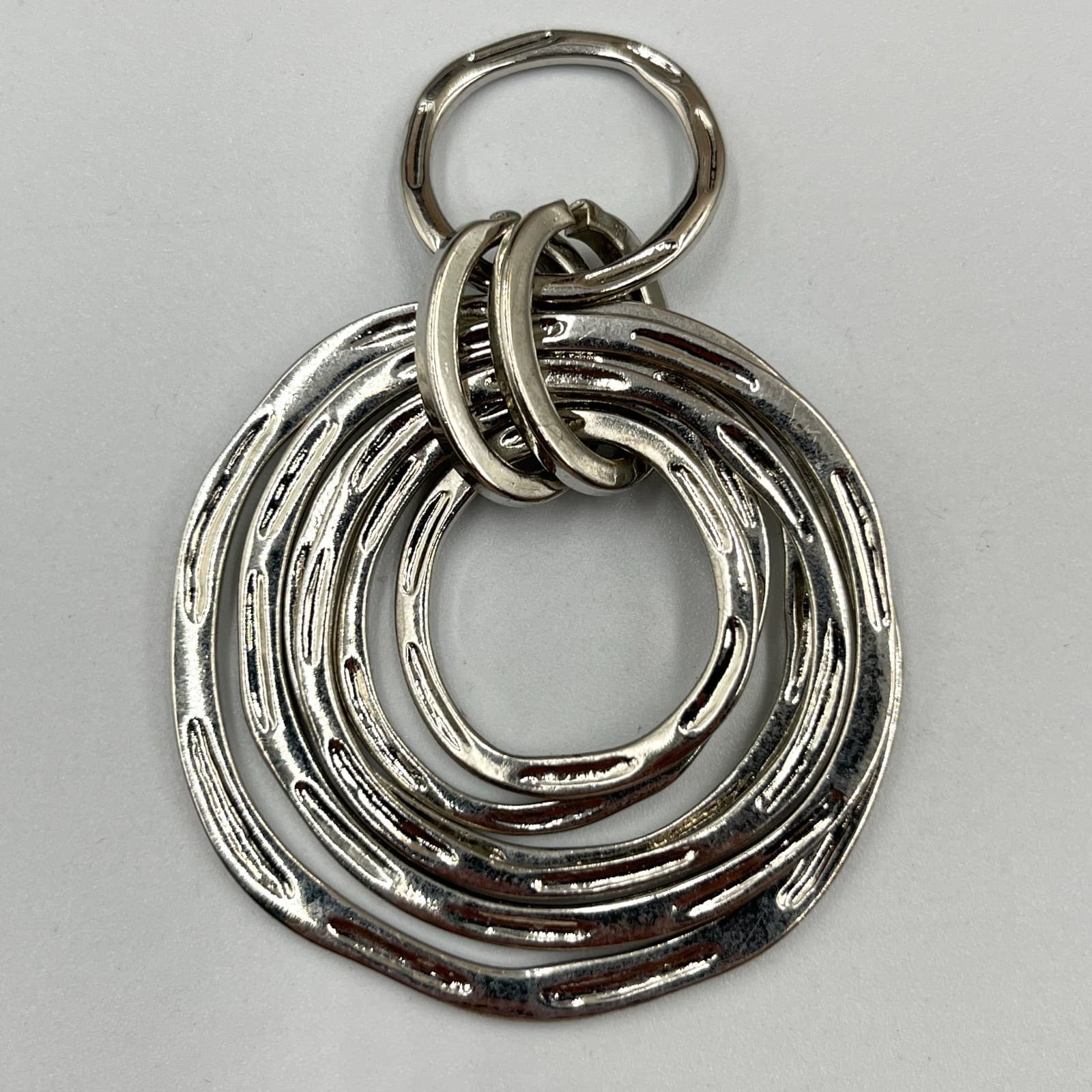 Vintage Silver Tone Multi-Circle Pendant Set Hammered Textured Modernist 3pc - Thumbnail 5