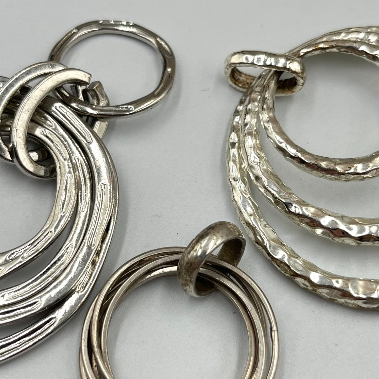 Vintage Silver Tone Multi-Circle Pendant Set Hammered Textured Modernist 3pc - Thumbnail 9