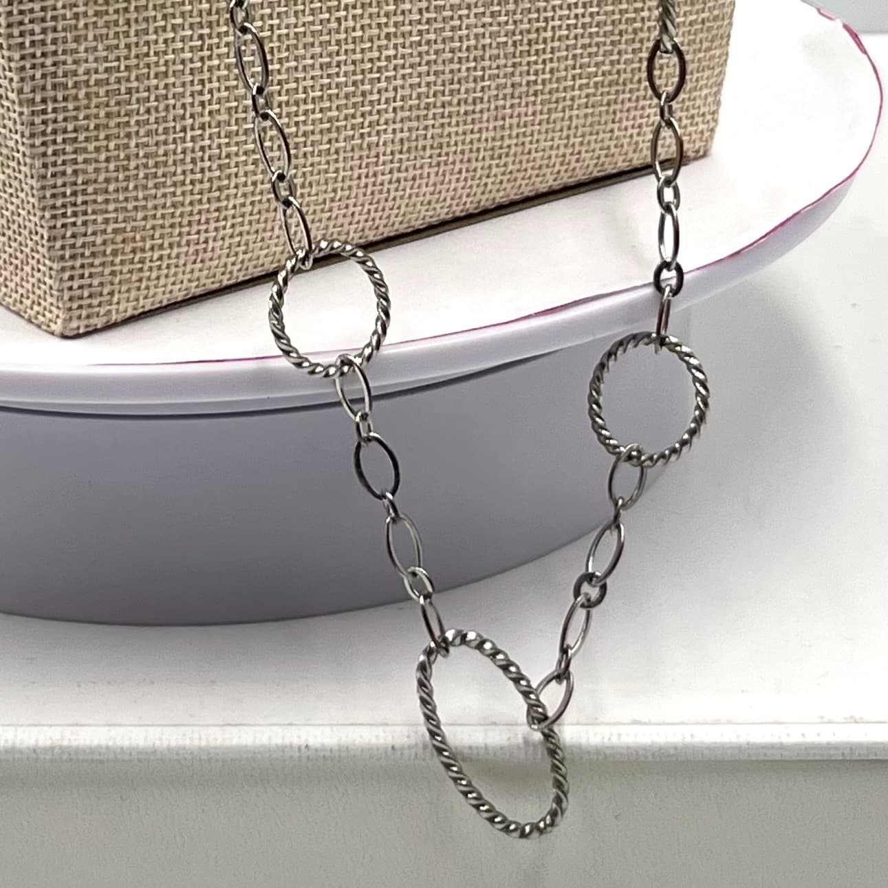 Vintage Silver Tone Long Station Necklace Twisted Rope Link Y2K Retro Style - Thumbnail 4