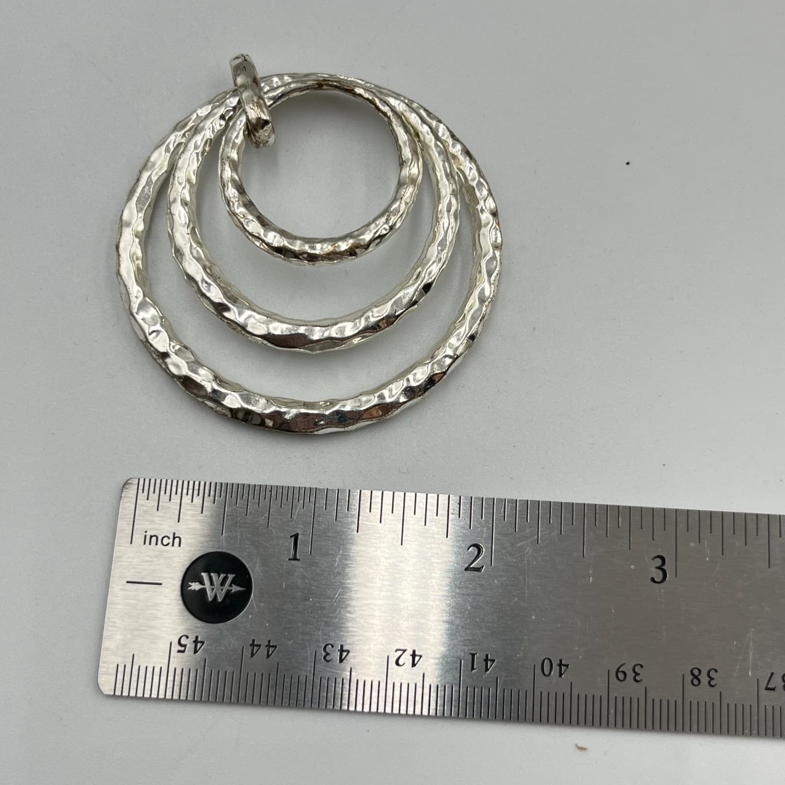 Vintage Silver Tone Multi-Circle Pendant Set Hammered Textured Modernist 3pc - Thumbnail 4