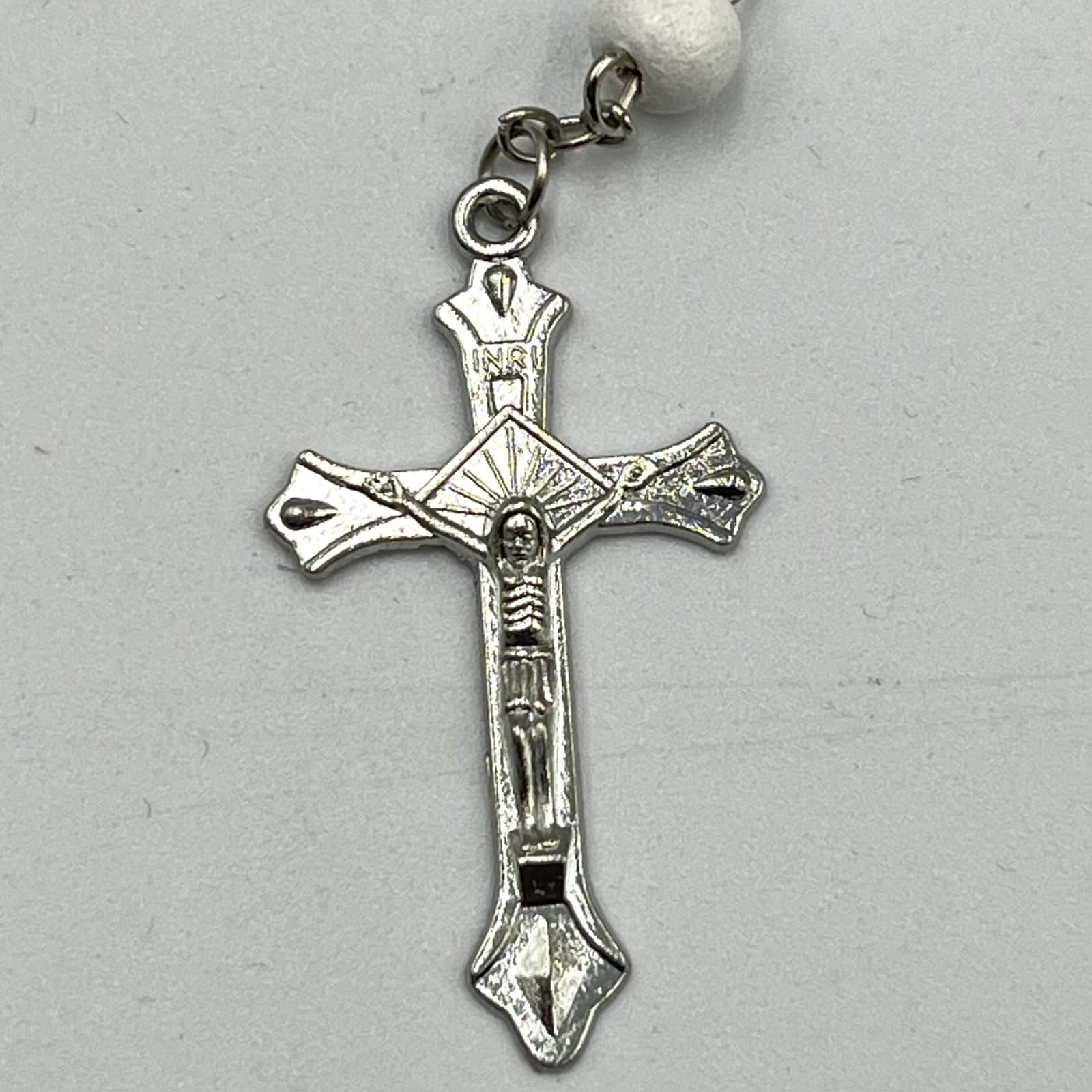 Vintage Virgin Mary Rosary Necklace White Wood Beads Silver Tone Crucifix & Case - Thumbnail 7