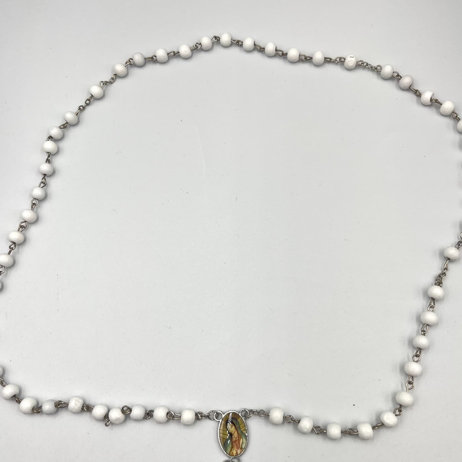 Vintage Virgin Mary Rosary Necklace White Wood Beads Silver Tone Crucifix & Case - Thumbnail 5