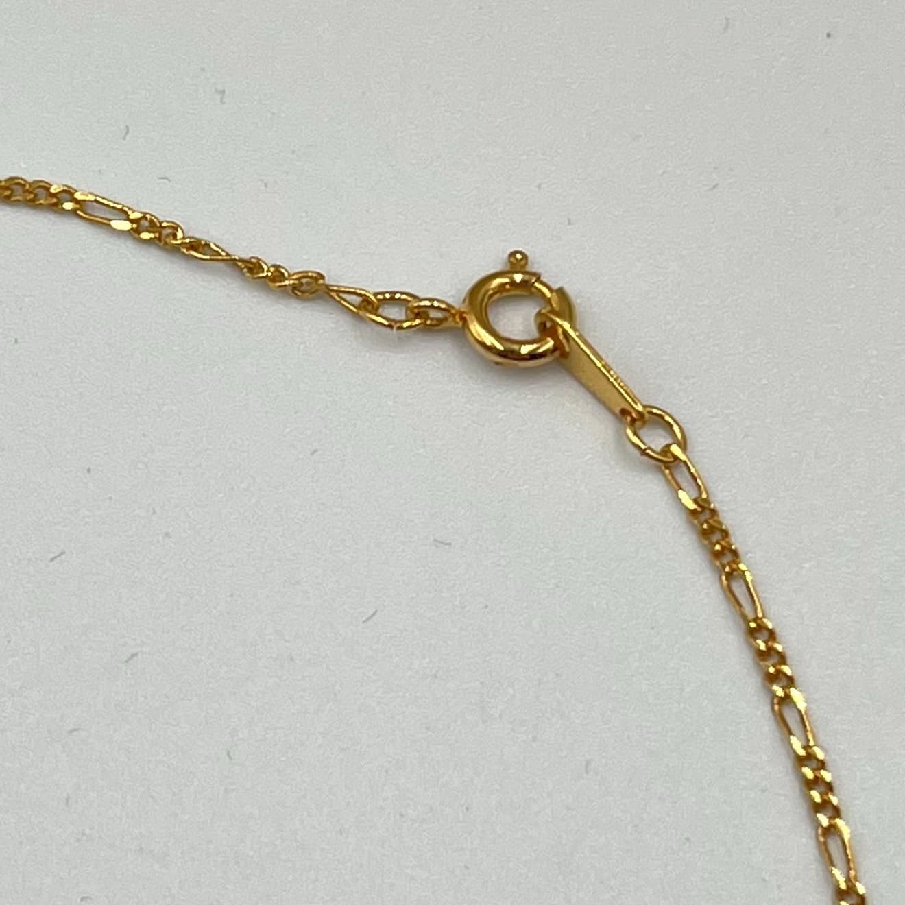 Vintage Gold Tone Filigree Rectangle Pendant Necklace Crystal Accents Y2K Chic - Thumbnail 3