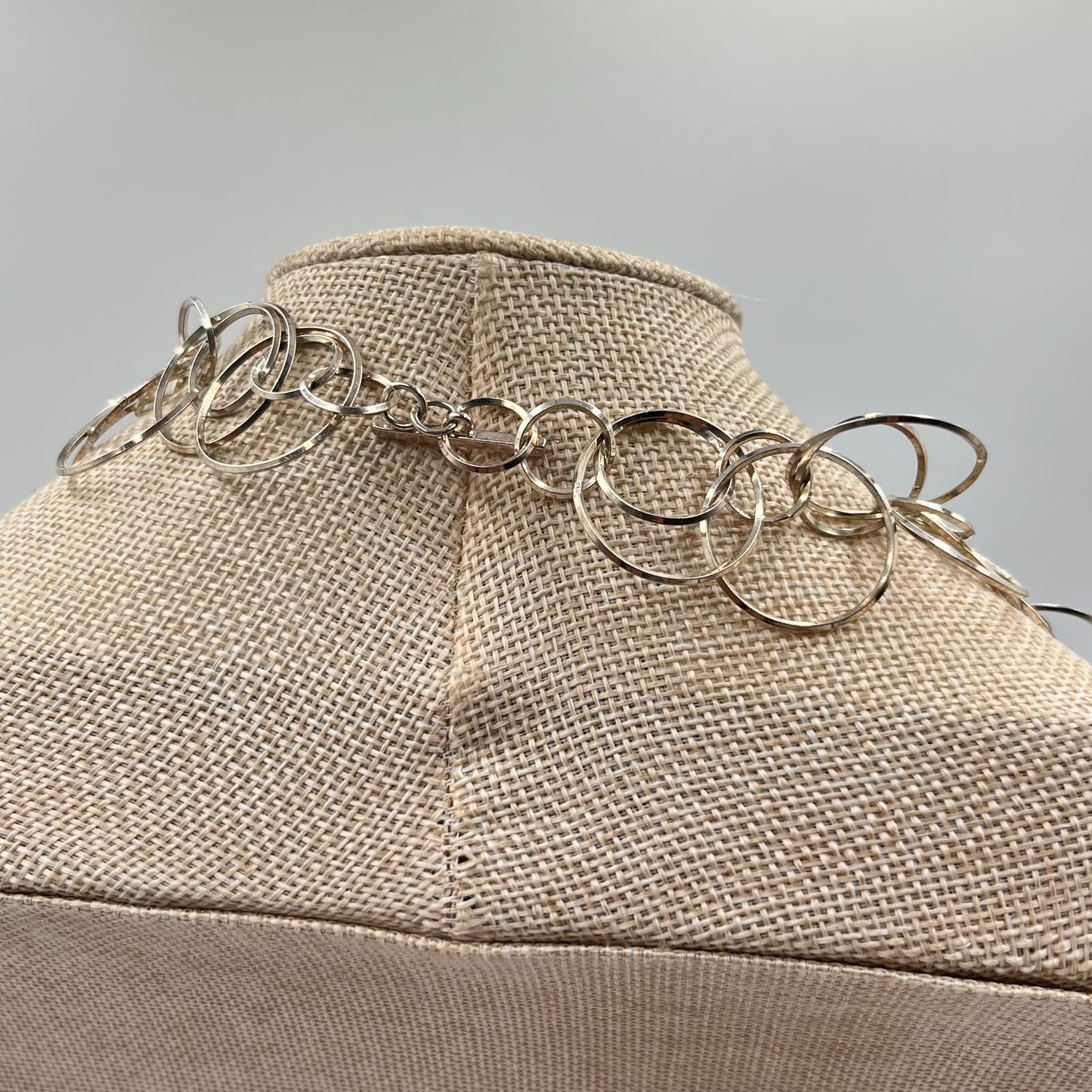 Retro Y2K Silver Tone Multi-Hoop Linked Circle Statement Choker Necklace Classic - Thumbnail 5
