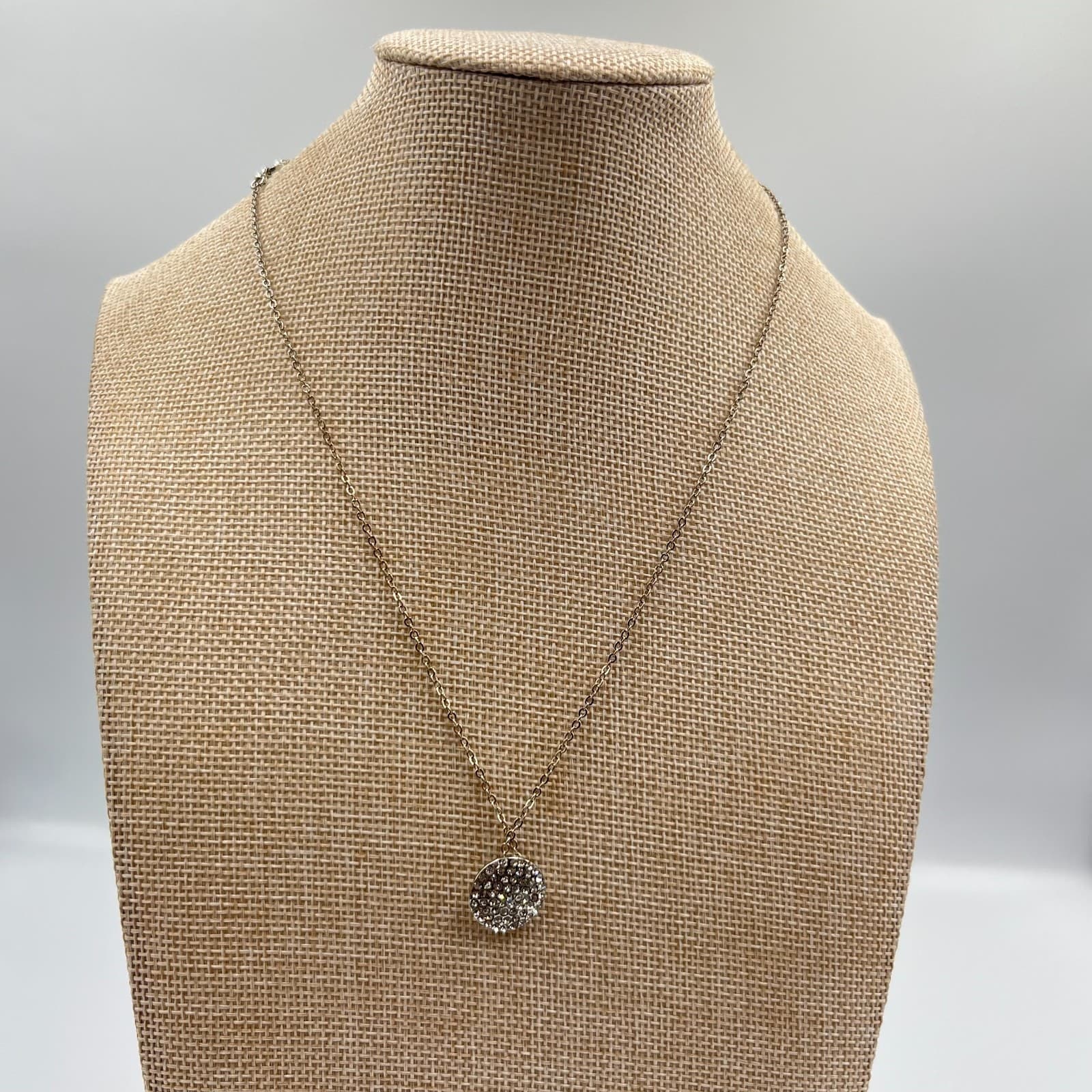 Vintage Amrita Singh Silver Tone Pave Crystal Disc Pendant Necklace 18-20" Retro - Thumbnail 5