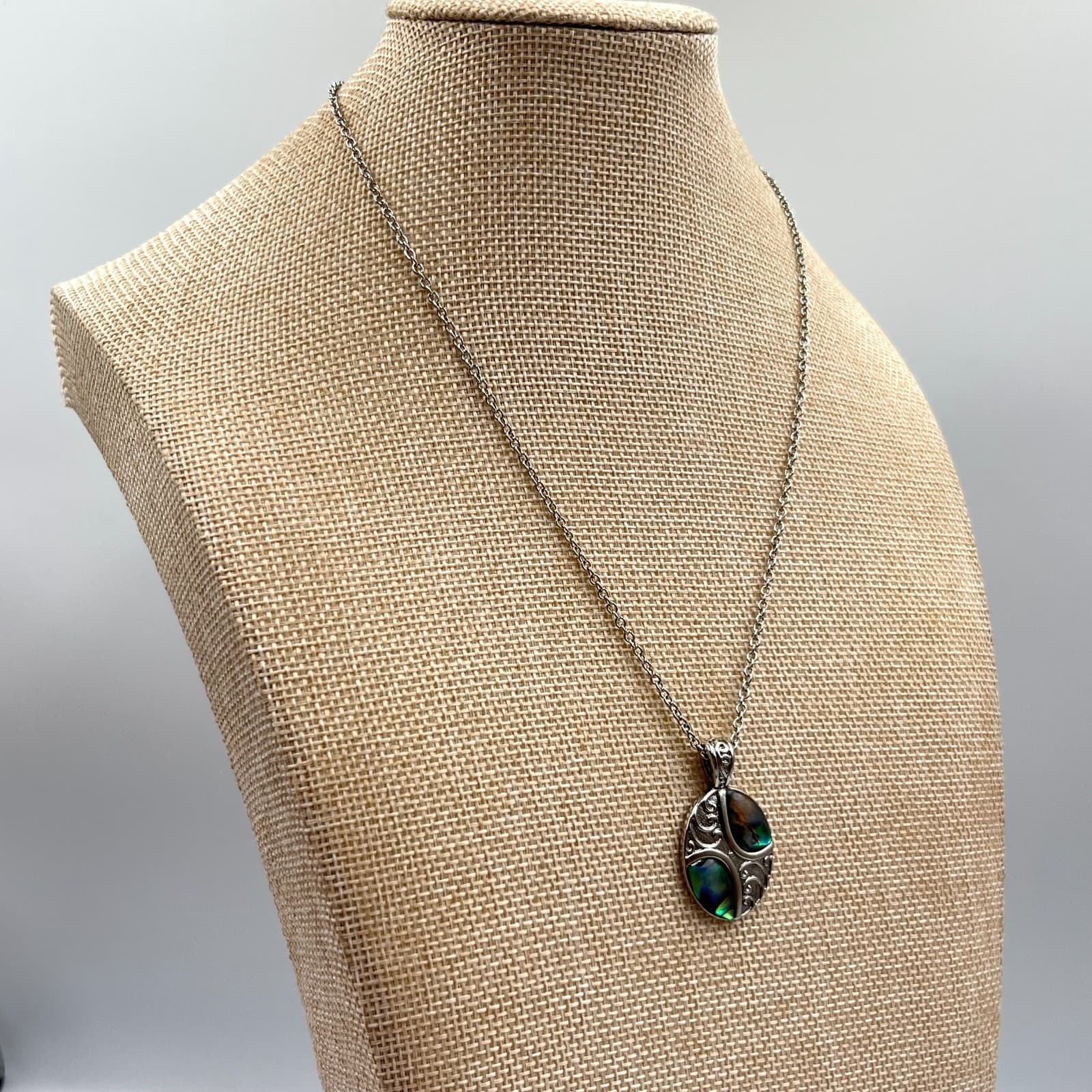 Vintage Retro Silver Tone Oval Abalone Shell Filigree Pendant Necklace Classic - Thumbnail 6