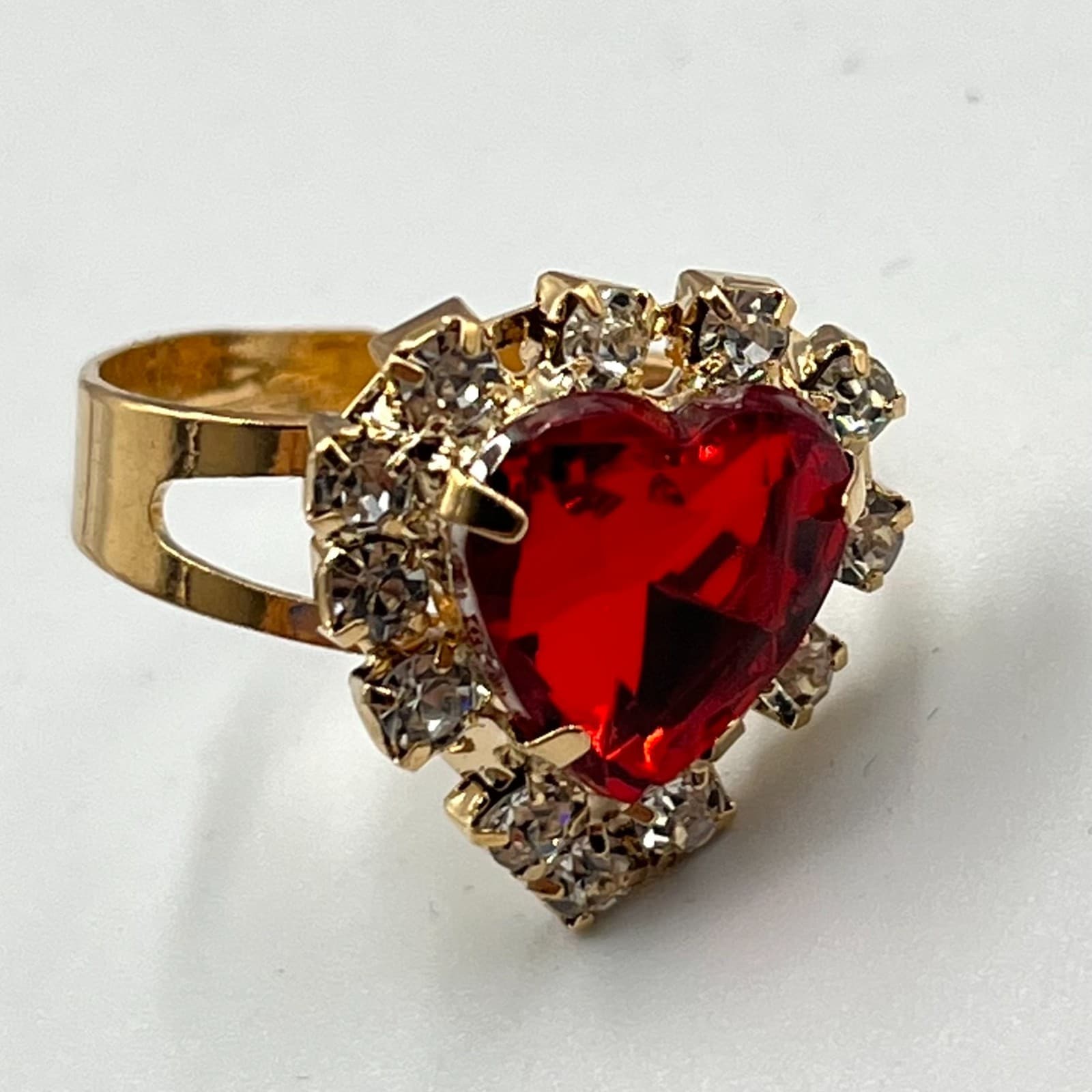 Vintage Retro Red Heart Crystal Jewelry Set Necklace Ring Earrings Gold Tone - Thumbnail 6