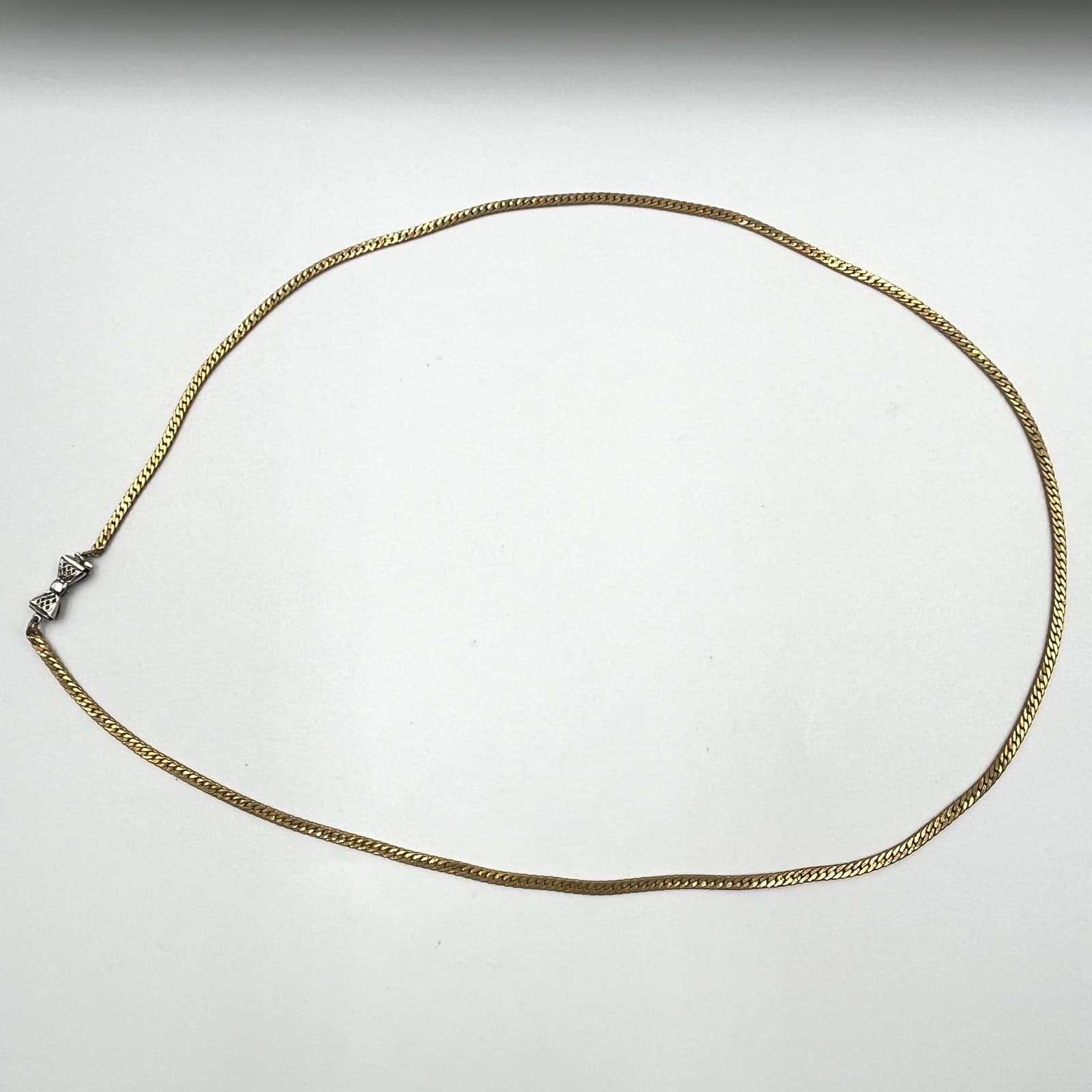 Vintage Gold Tone Herringbone Chain Necklace Silver Tone Bow Clasp 20" - Thumbnail 3