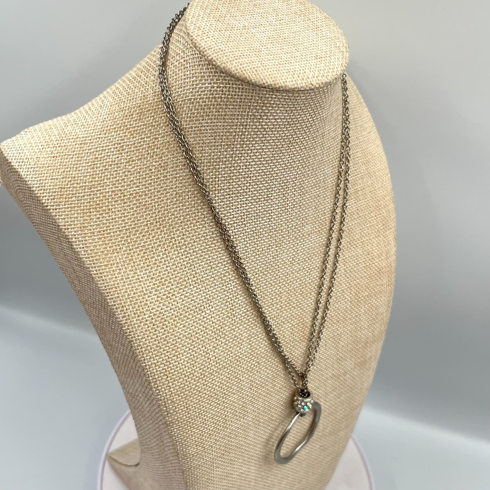 Vintage Silver Tone Hammered Hoop Pendant Necklace Rhinestone Slide Y2K Retro - Thumbnail 5
