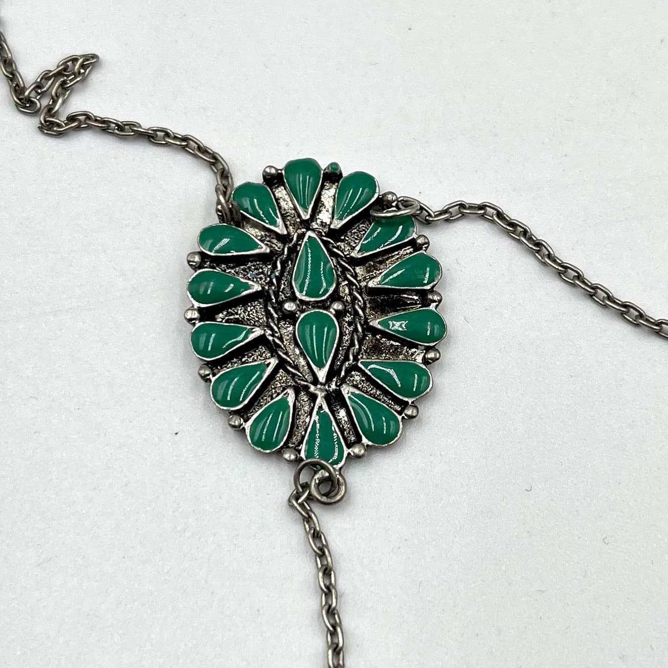 Vintage Style Green Enamel Teardrop Y-Necklace, Silver Tone Boho Lariat 14" - Thumbnail 3