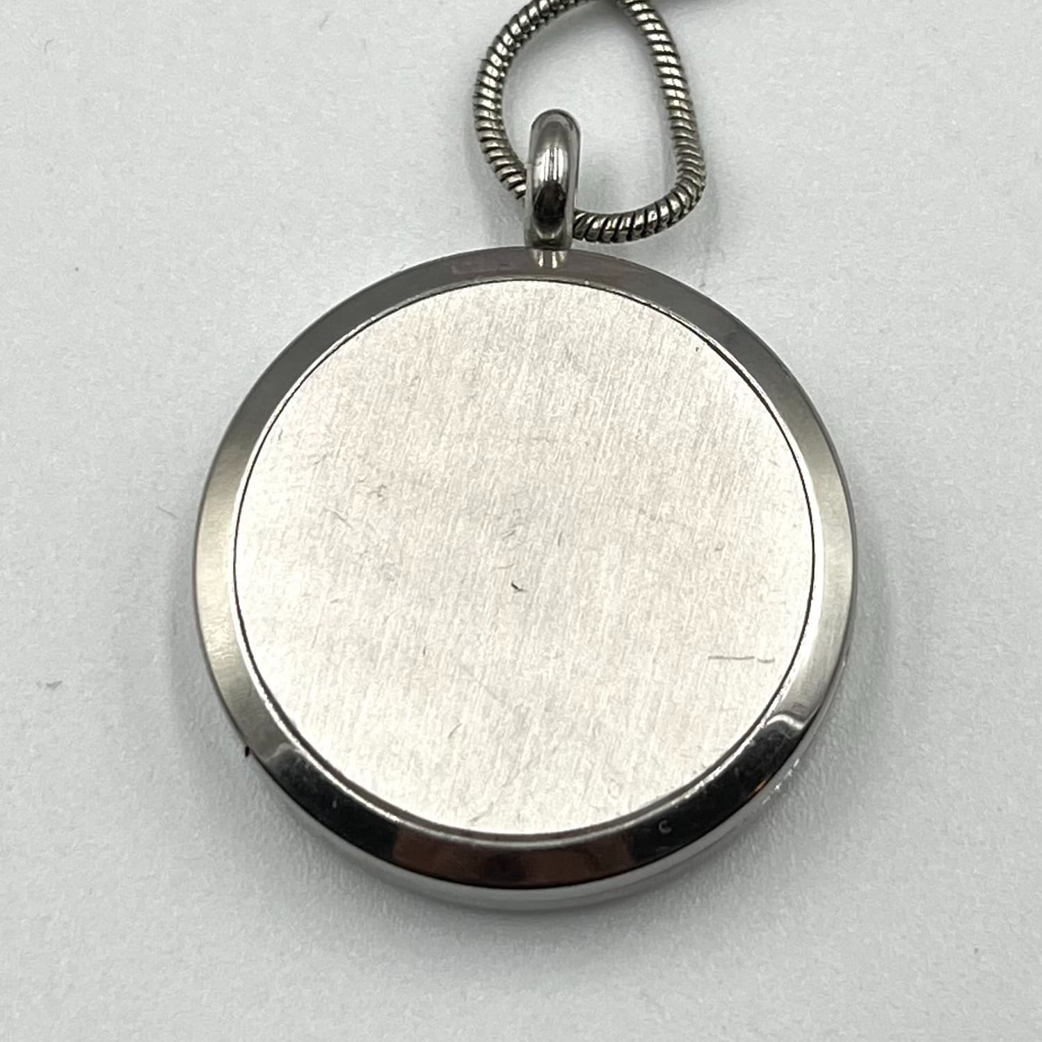 VTG Silver Tone Filigree Essential Oil Diffuser Locket Necklace, Purple Pad, 24" - Thumbnail 4