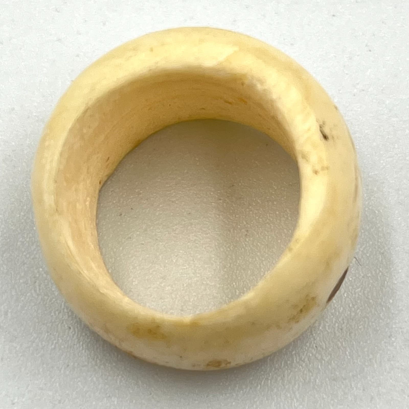 Vintage Set of 4 Cream Bone Resin Chunky Band Rings Boho Ethnic Style Western - Thumbnail 3