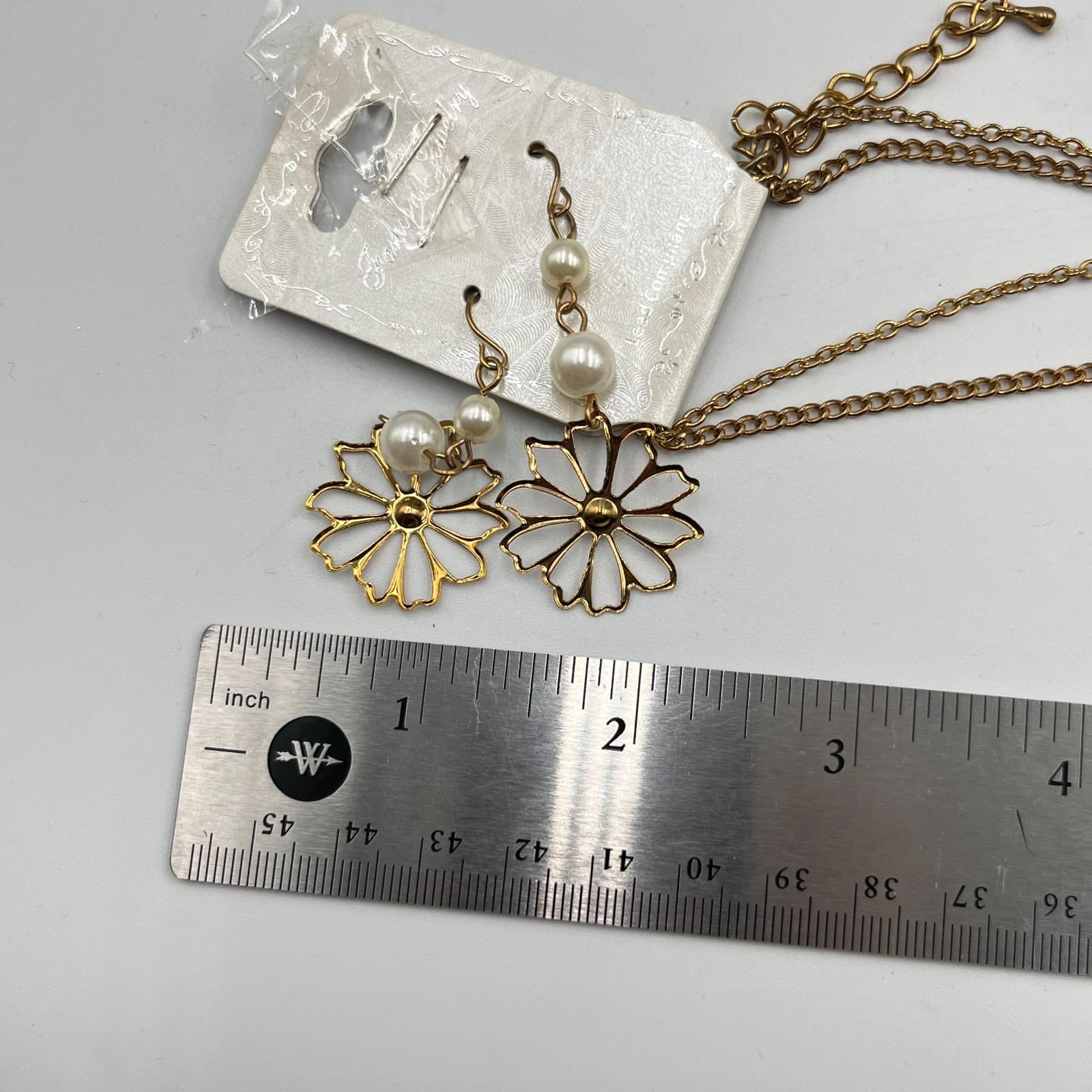 Vintage Style Gold Tone Pearl Floral Necklace & Earring Set White Ribbon Bows - Thumbnail 6