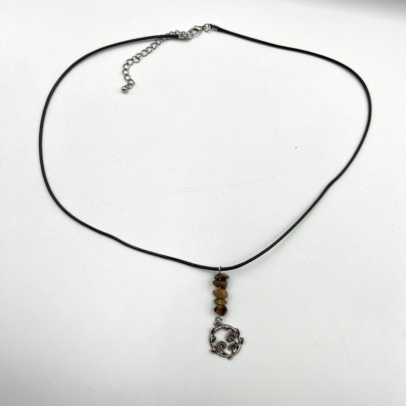 VTG Retro Boho Tigers Eye Mushroom Pendant Black Cord Necklace Earthy Goblincore - Thumbnail 2