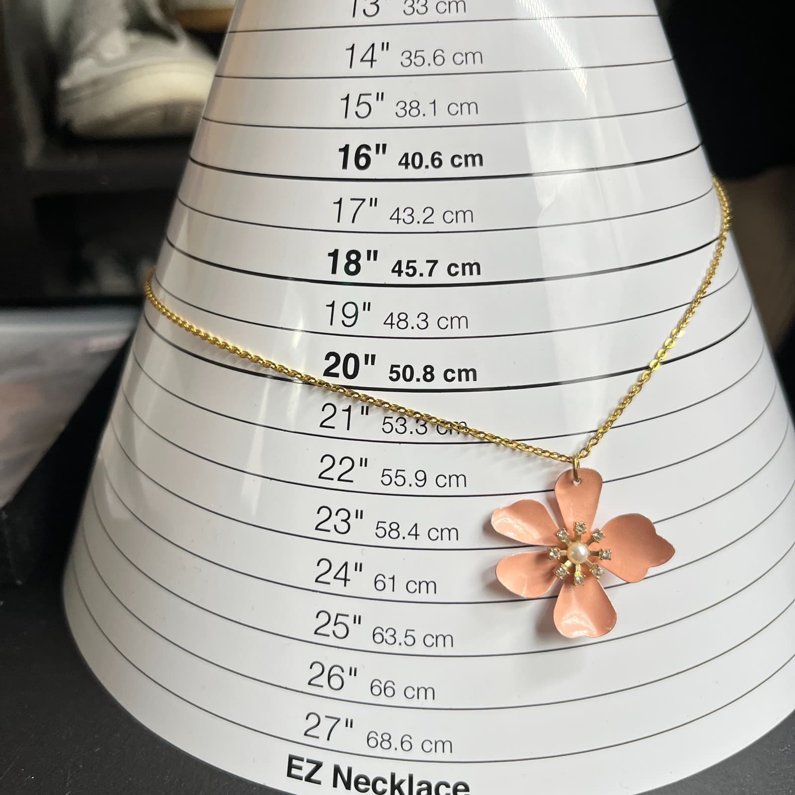 Vintage Retro Peach Enamel Daisy Flower Necklace Gold Tone Faux Pearl Rhinestone - Thumbnail 7