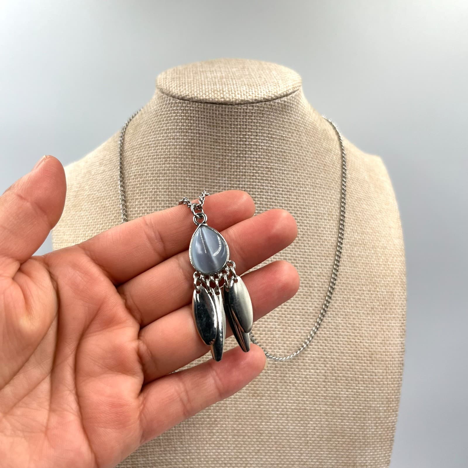 Vintage Boho Silver Tone Blue Moonstone Teardrop Tassel Pendant Necklace Y2K - Thumbnail 6