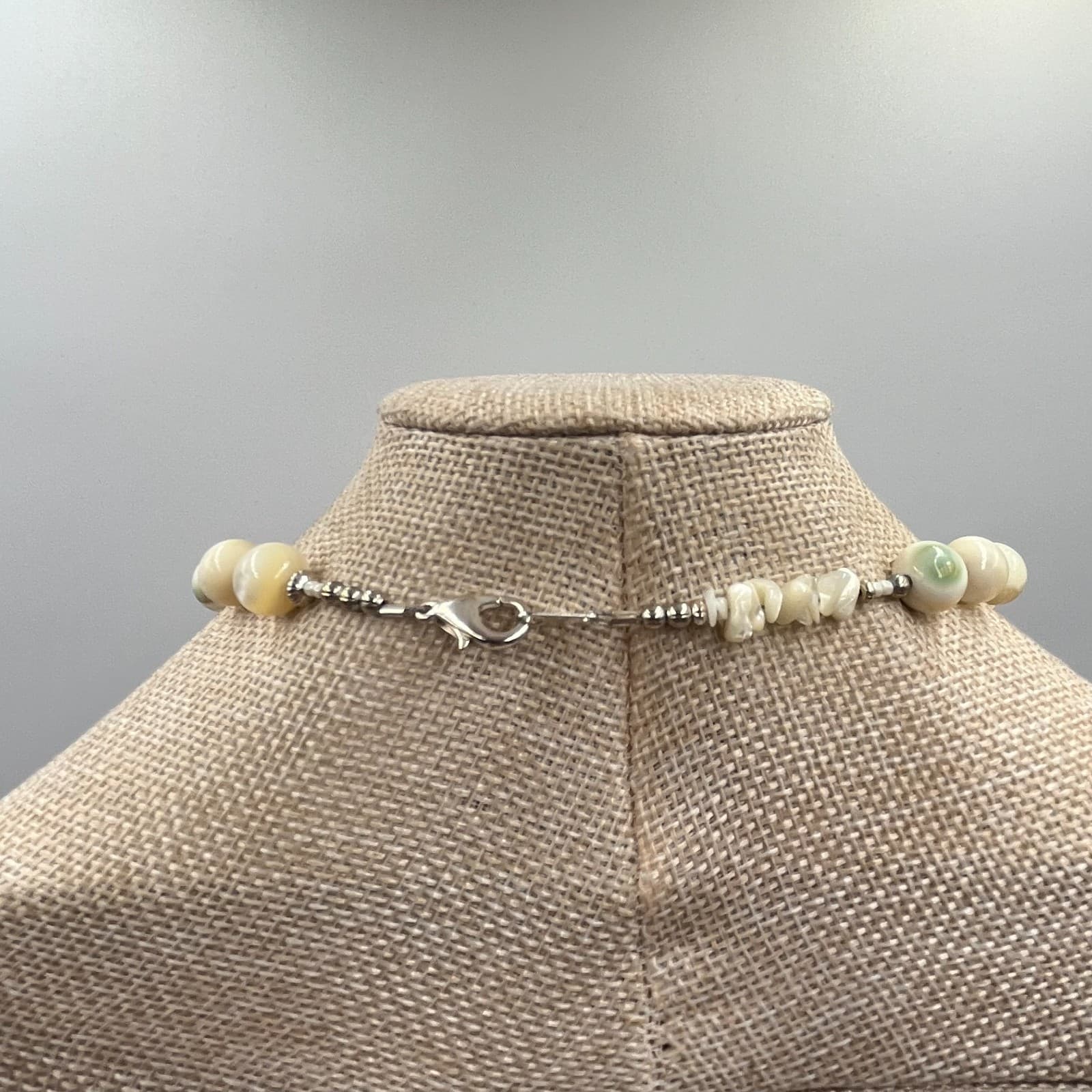 Vintage Boho Mother of Pearl Shell Beaded Necklace Cream Green Floral Accents - Thumbnail 8
