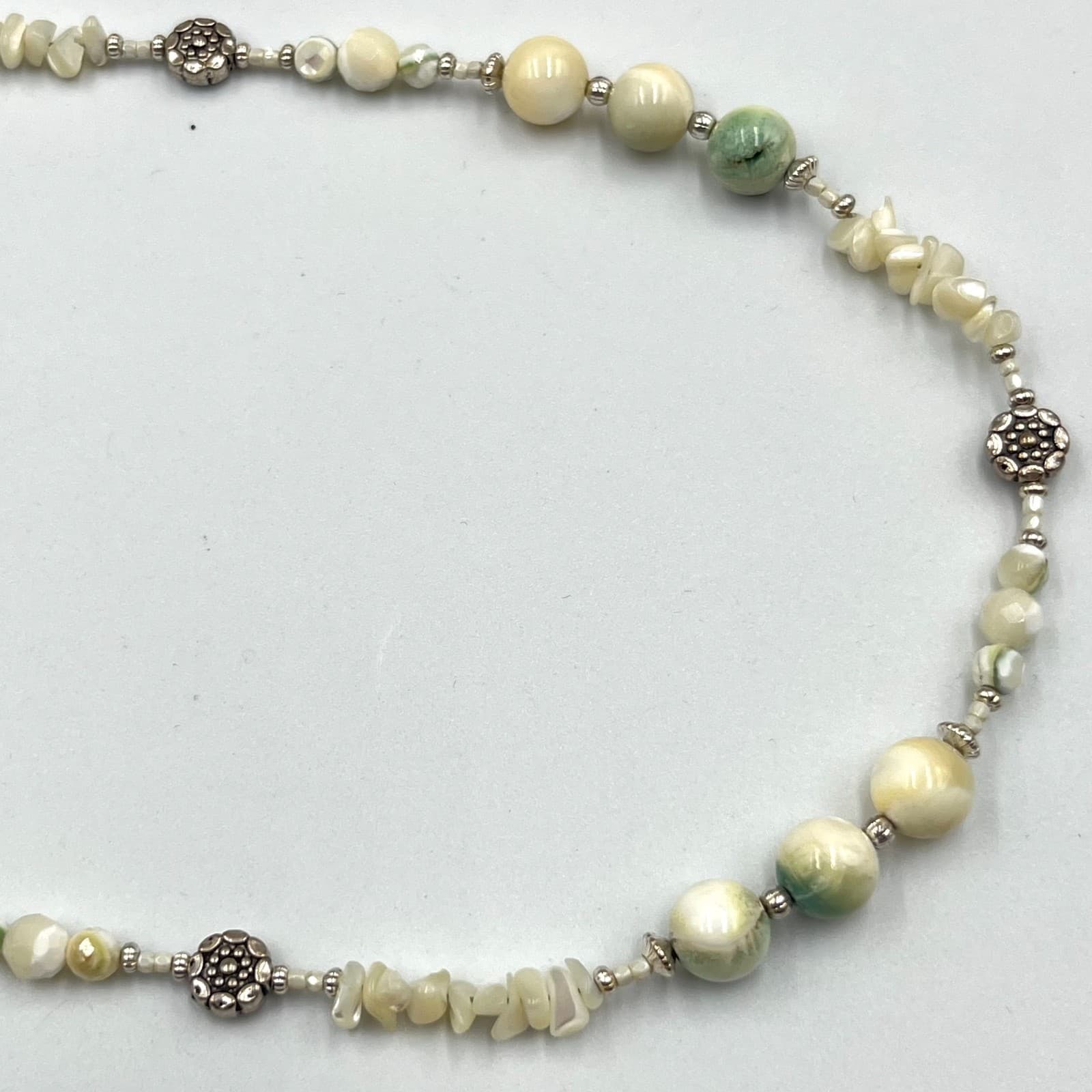 Vintage Boho Mother of Pearl Shell Beaded Necklace Cream Green Floral Accents - Thumbnail 3