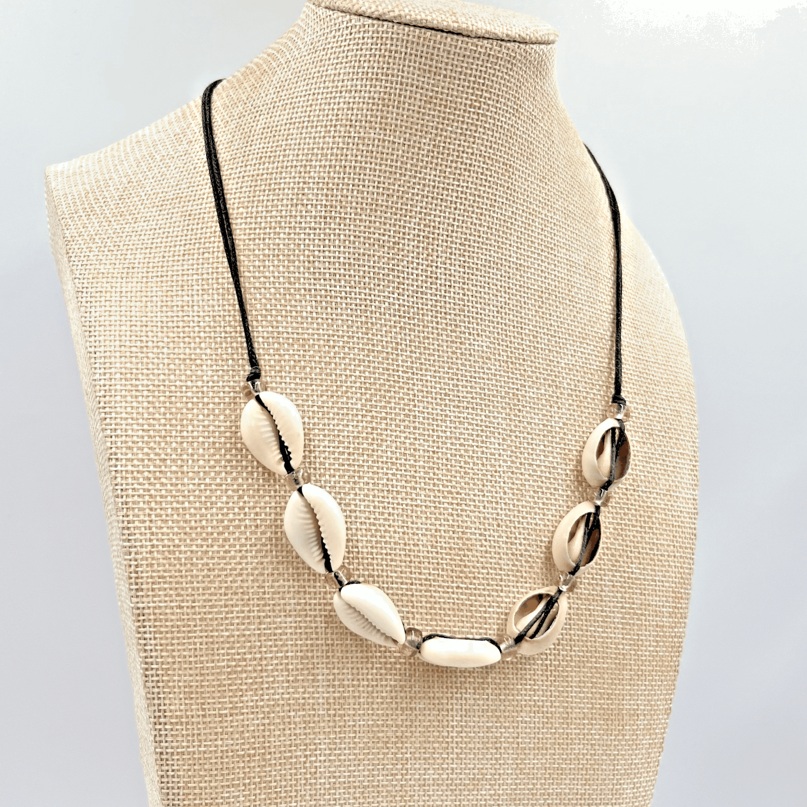 Vintage Y2K Boho Cowrie Shell Choker Necklace Black Cord Purple Glass Beads