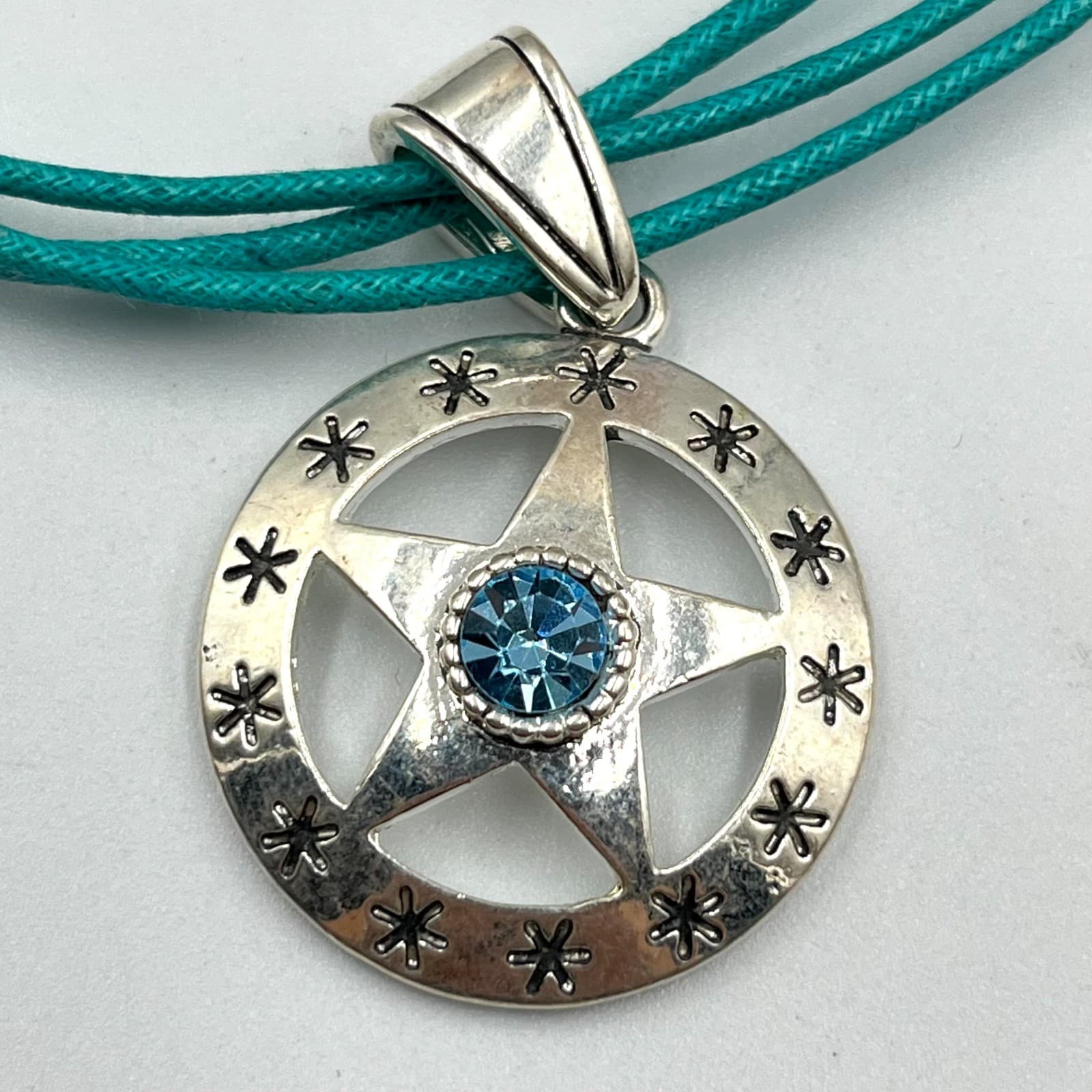 Vintage Star Pentagram Teal Cord Necklace Silver Tone Blue Crystal Boho Retro - Thumbnail 3