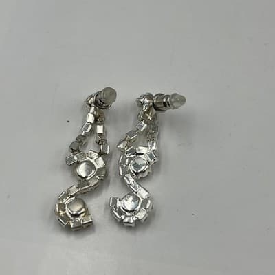 VTG Rhinestone Jewelry Set: V-Shape Necklace, Infinity Bracelet, Drop Earrings - Thumbnail 5
