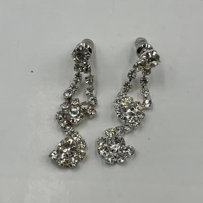 VTG Rhinestone Jewelry Set: V-Shape Necklace, Infinity Bracelet, Drop Earrings - Thumbnail 4