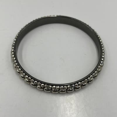 Set of 2 Vintage Silver Tone Bangle Bracelets 8" Textured Beaded & Etched Design - Thumbnail 2
