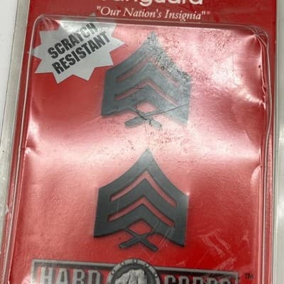 Vanguard USMC Sergeant Rank Insignia Chevrons Black Matte Brass Sgt Pin Pair NEW - Thumbnail 2