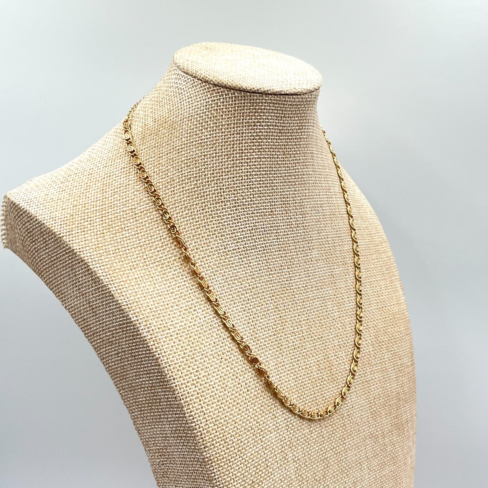 VTG Gold Tone Filigree S-Link Chain Necklace Retro Statement Lobster Adjustable - Thumbnail 3