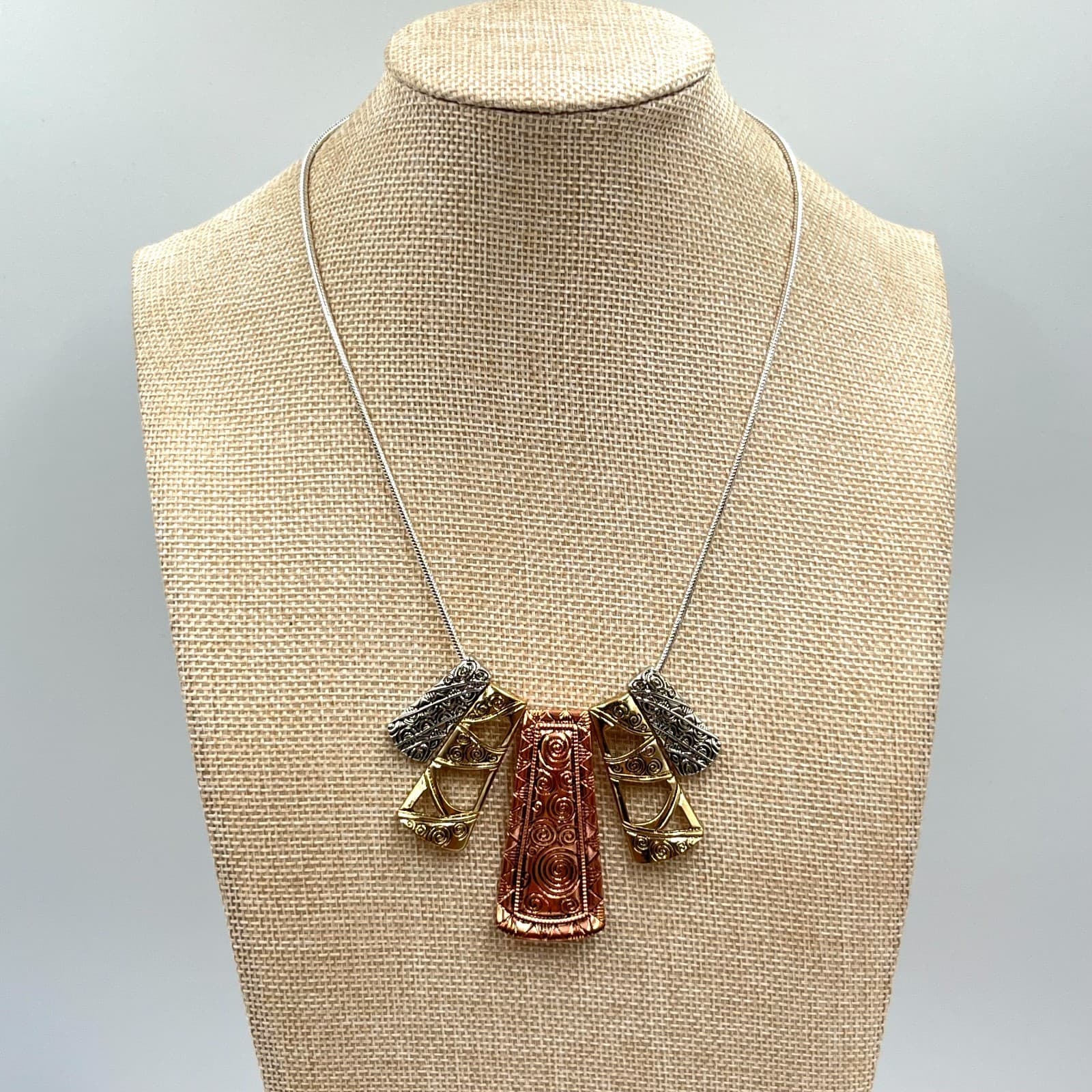 Vintage Mixed Metal Boho Tribal Etched Pendant Necklace Silver Gold Copper Tone - Thumbnail 2