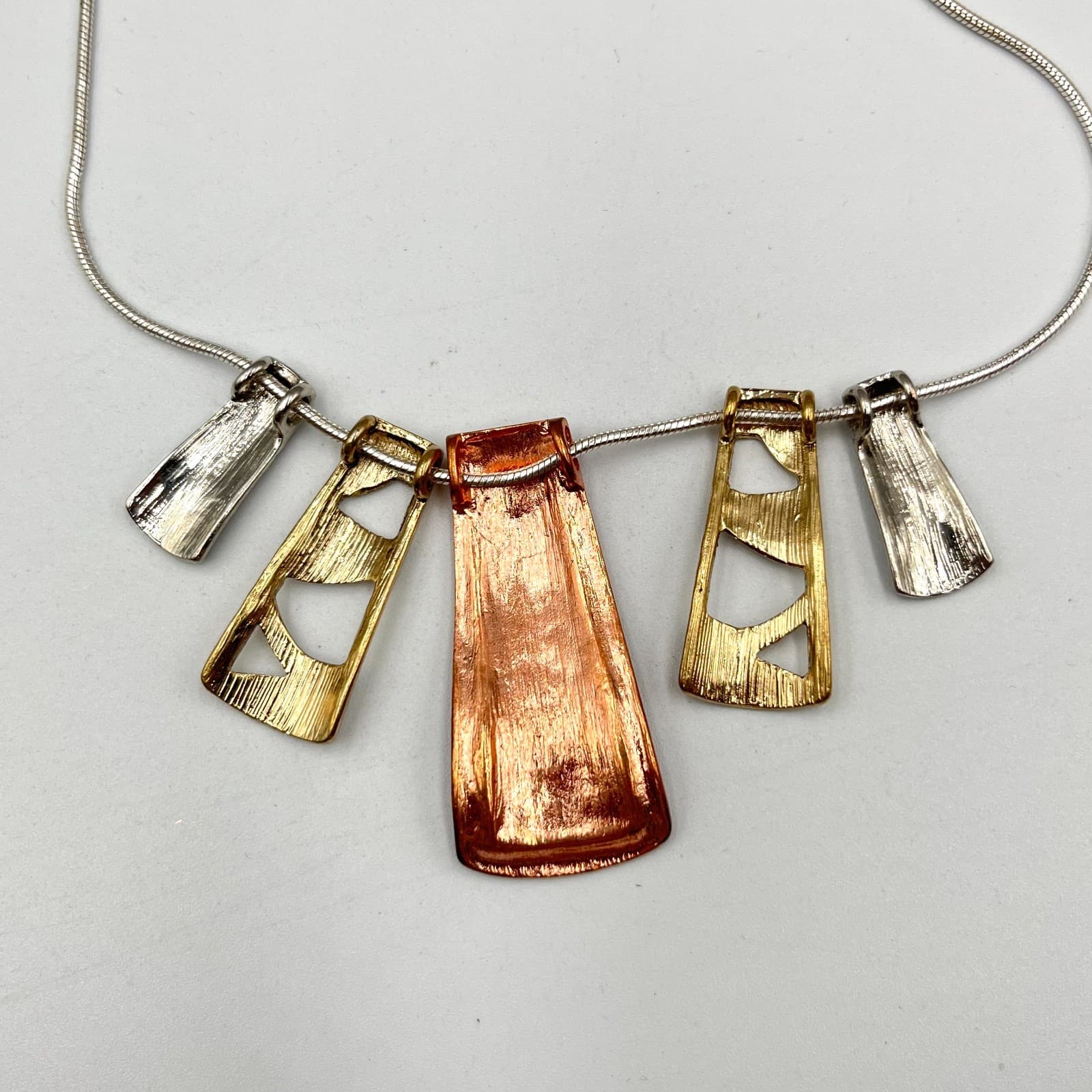 Vintage Mixed Metal Boho Tribal Etched Pendant Necklace Silver Gold Copper Tone - Thumbnail 3