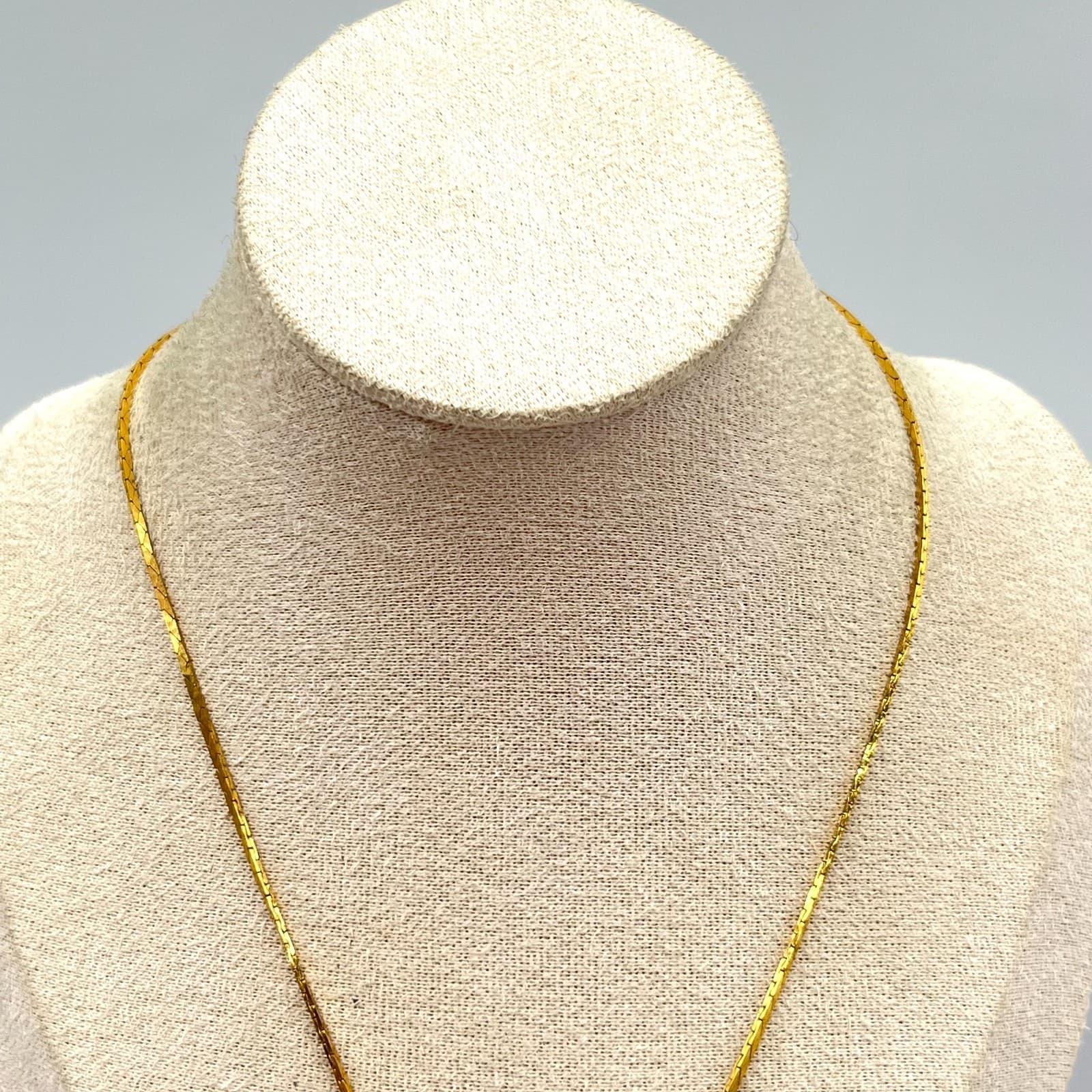Vintage Anju Hong Kong Gold Tone Junk Ship Pendant Necklace Cobra Chain 18" - Thumbnail 5