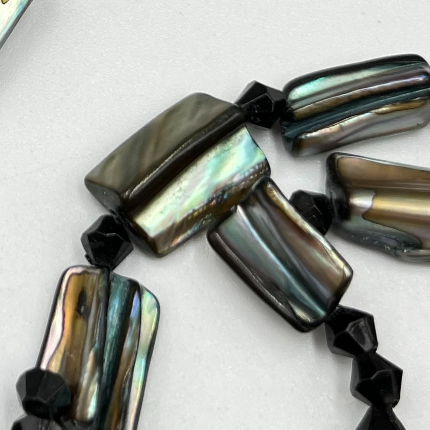 Vintage Y2K Black Bead & Iridescent Shell Long Layering Necklace Retro Boho - Thumbnail 7