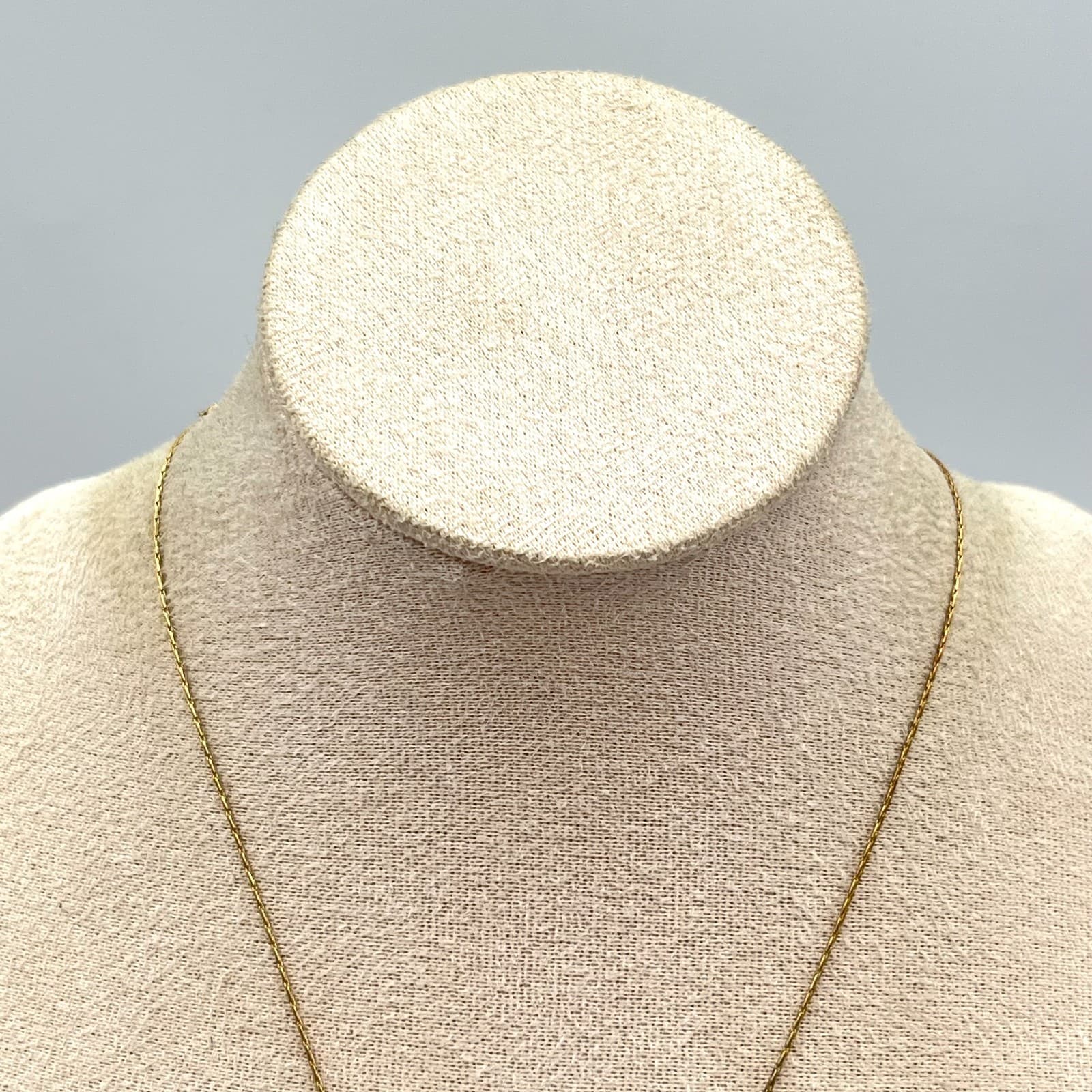 VTG Y2K Aesthetic Gold Tone LOVE Letter Bead Necklace Pink Crystal Accents Retro - Thumbnail 3