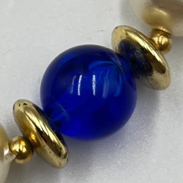 Vintage Faux Pearl Necklace with Multi-Color Glass Accents - Retro Chic Fashion - Thumbnail 4