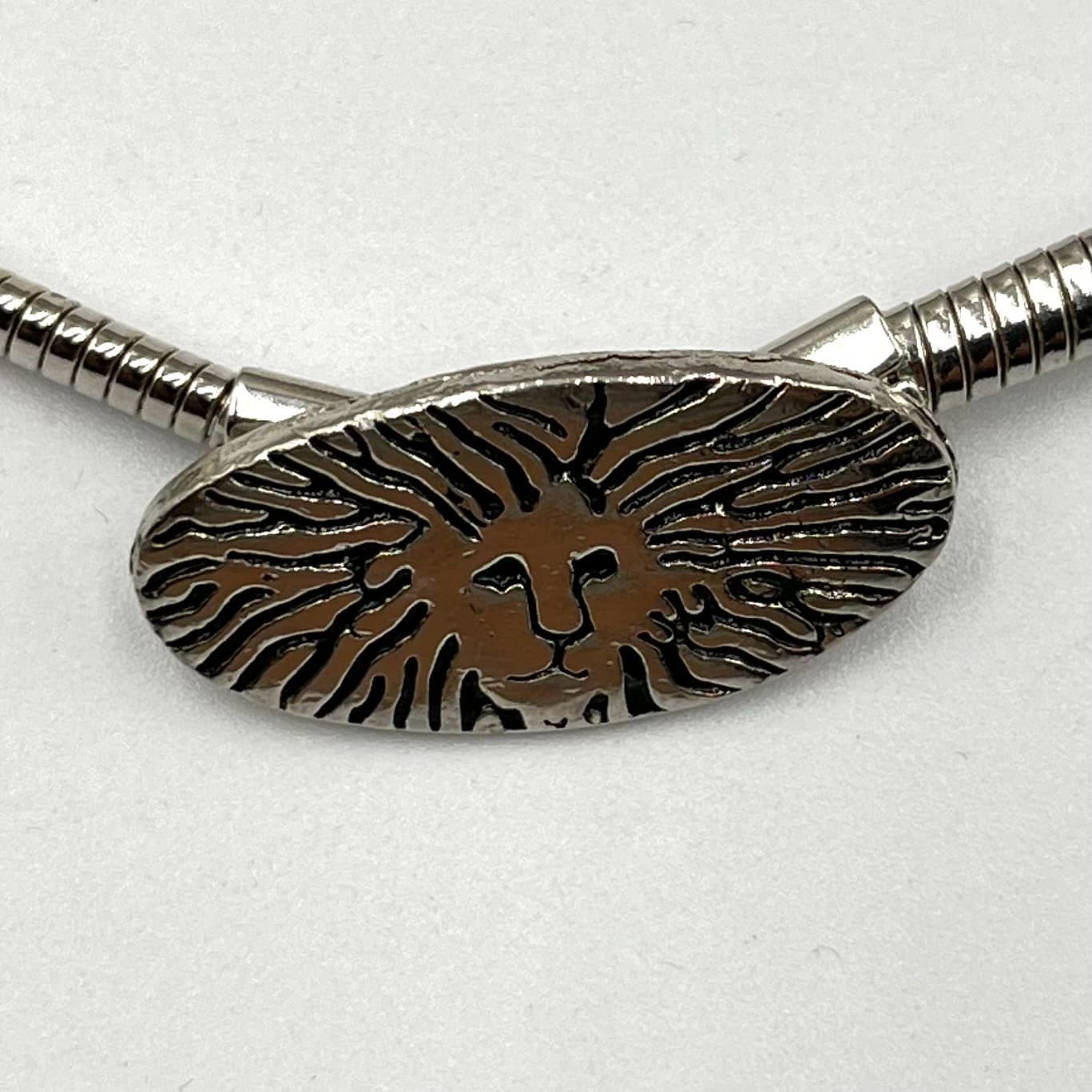 Vintage Silver Tone Lion Head Snake Chain Statement Necklace, Retro Boho Chic - Thumbnail 4