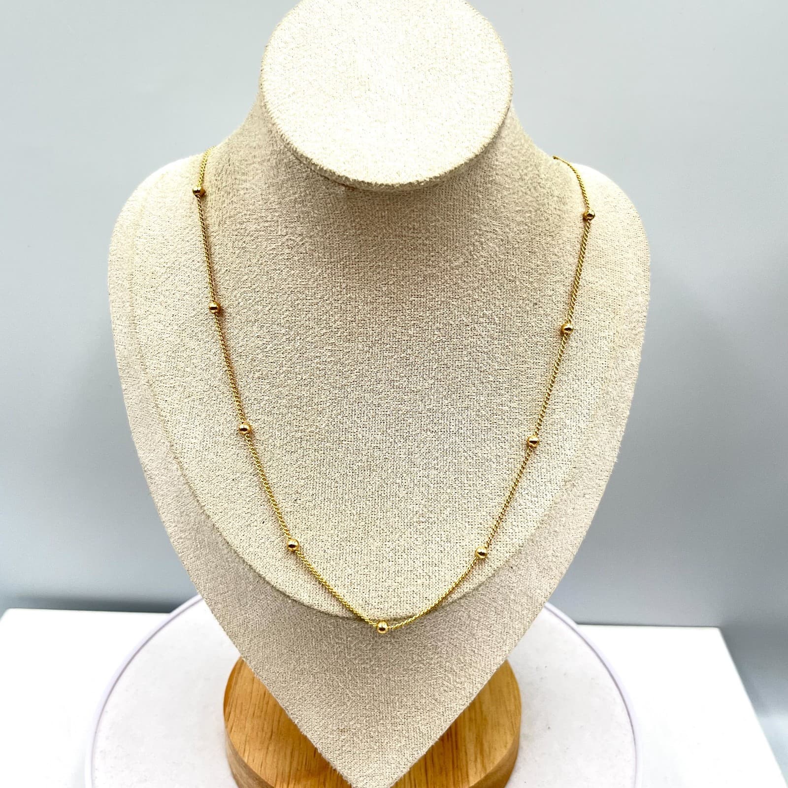VTG Gold Tone Beaded Station Necklace Minimalist Dainty Curb Link 24" Fashion - Thumbnail 4