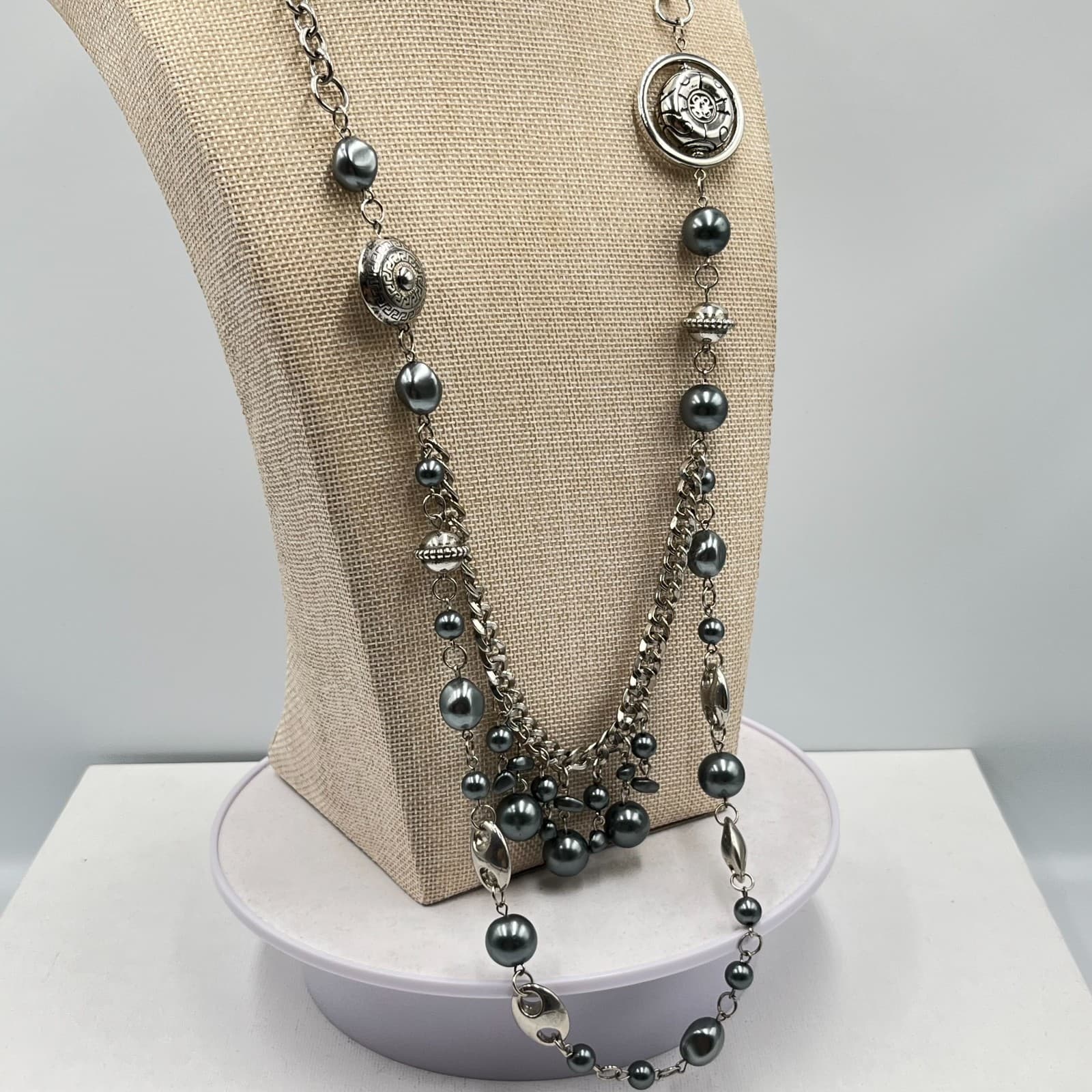 Vintage Greek Key Medallion Multi-Strand Necklace Faux Pearl Silver Tone Retro - Thumbnail 8