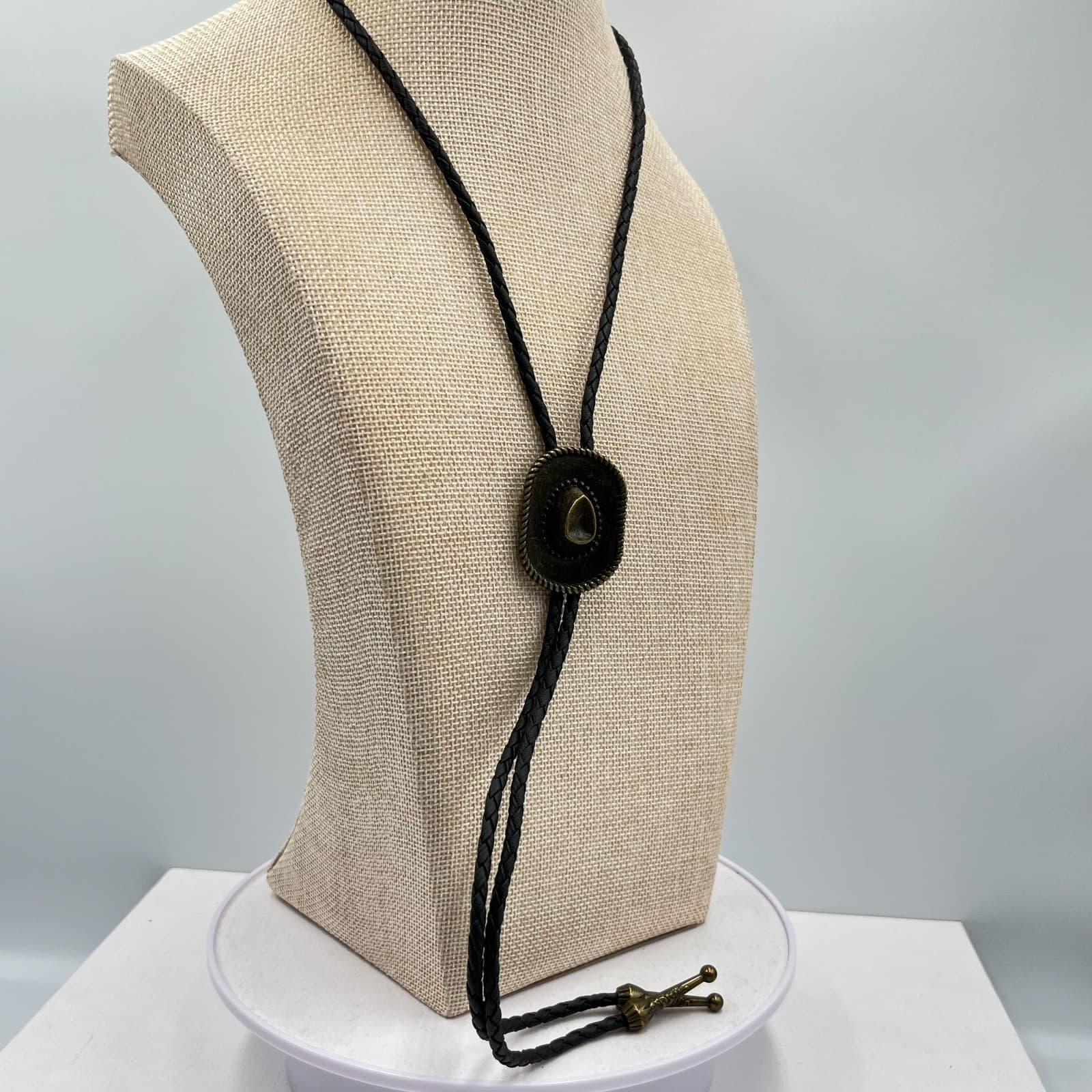 VTG Bronze Tone Cowboy Hat Bolo Tie Western Braided Black Leather Southwestern - Thumbnail 7