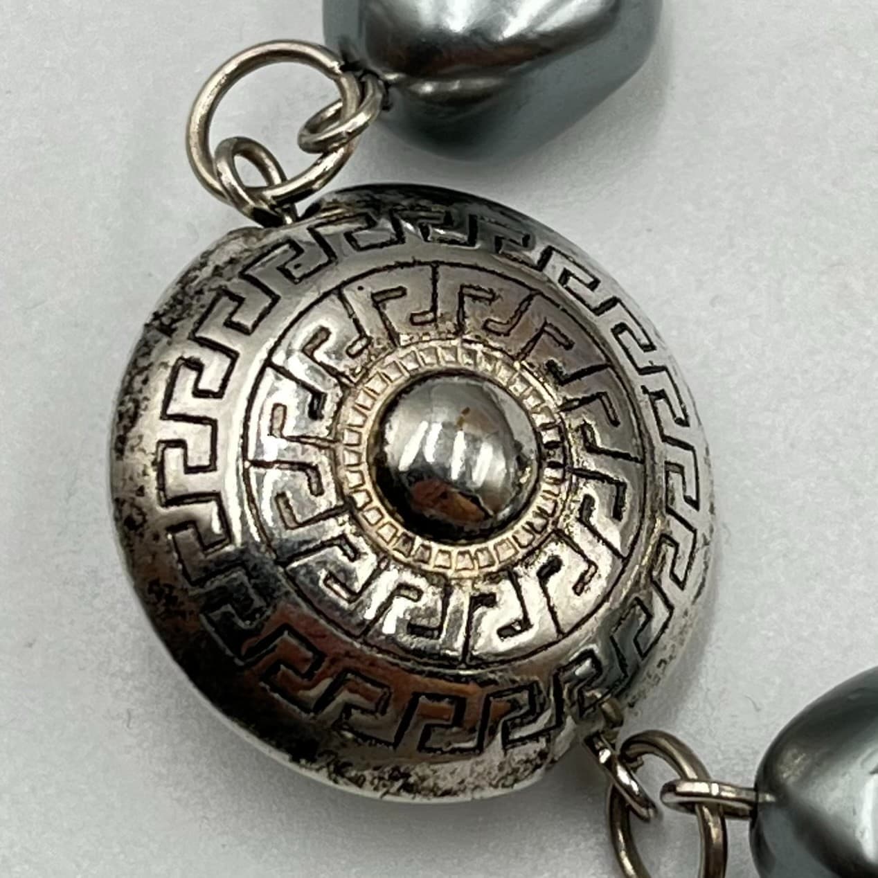Vintage Greek Key Medallion Multi-Strand Necklace Faux Pearl Silver Tone Retro - Thumbnail 5