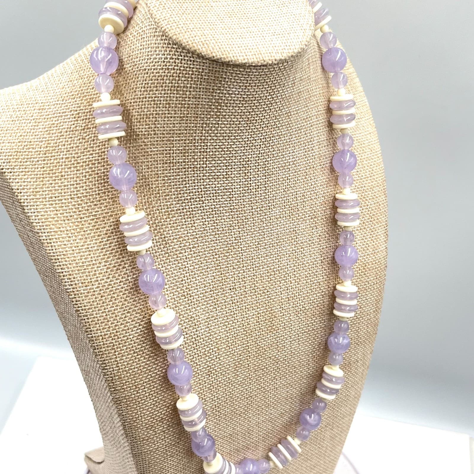 Vintage Retro Lavender Purple Glass & Cream Resin Beaded Strand Necklace 24" - Thumbnail 7