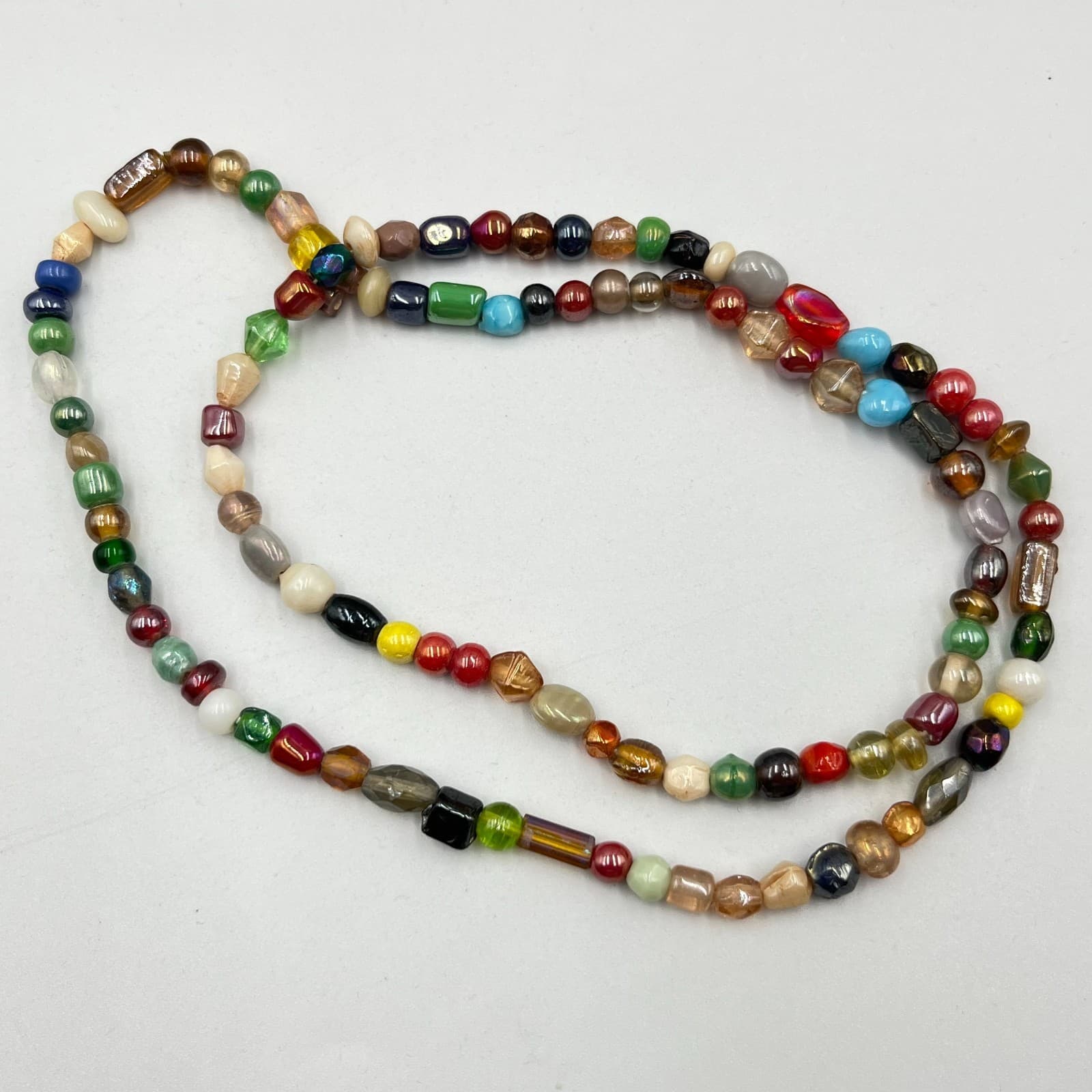 Vintage Boho Multi-Color Glass Bead Strand Necklace Eclectic Artsy Retro Style - Thumbnail 3
