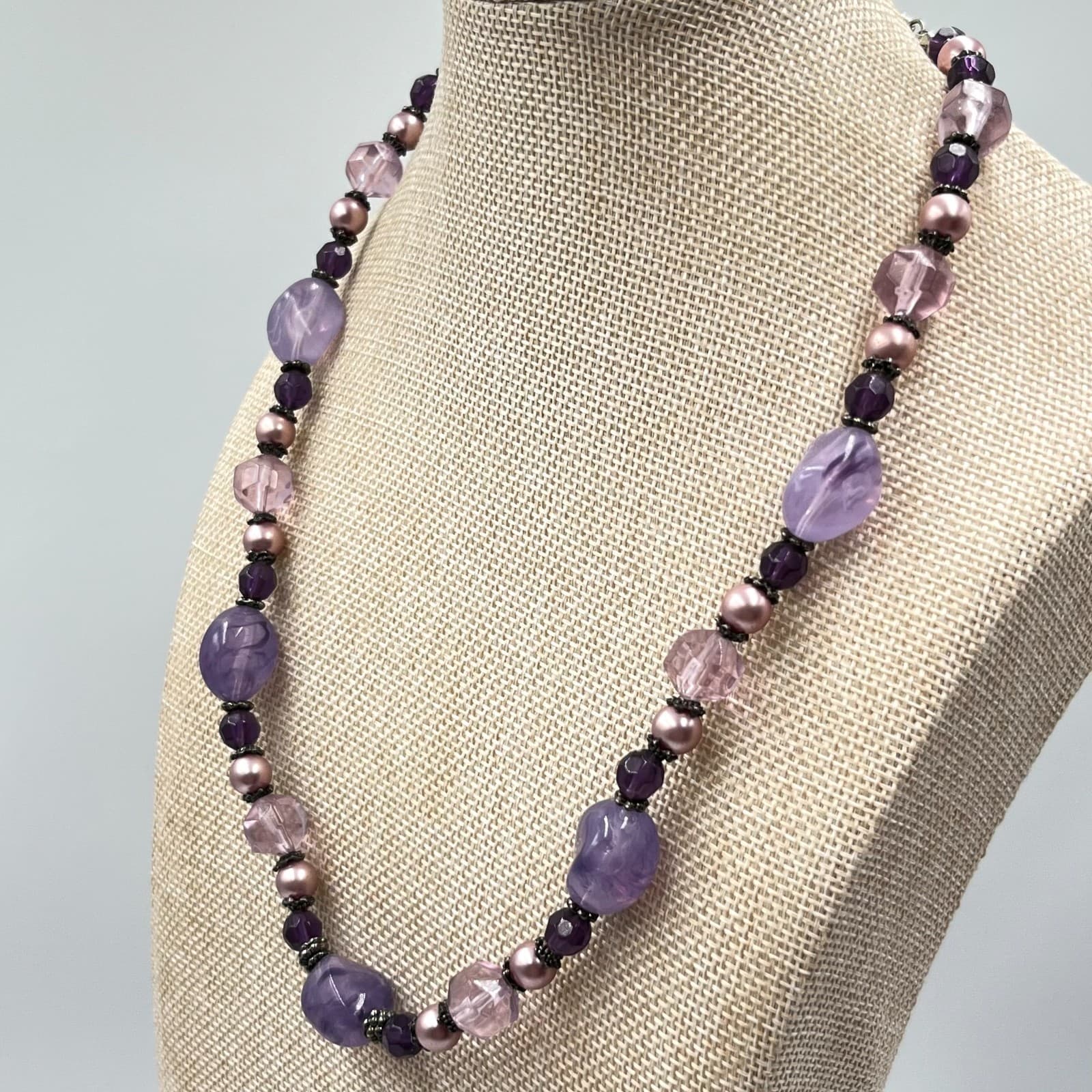 Vintage Y2K Purple Acrylic Bead & Faux Pearl Statement Necklace Retro Boho - Thumbnail 8