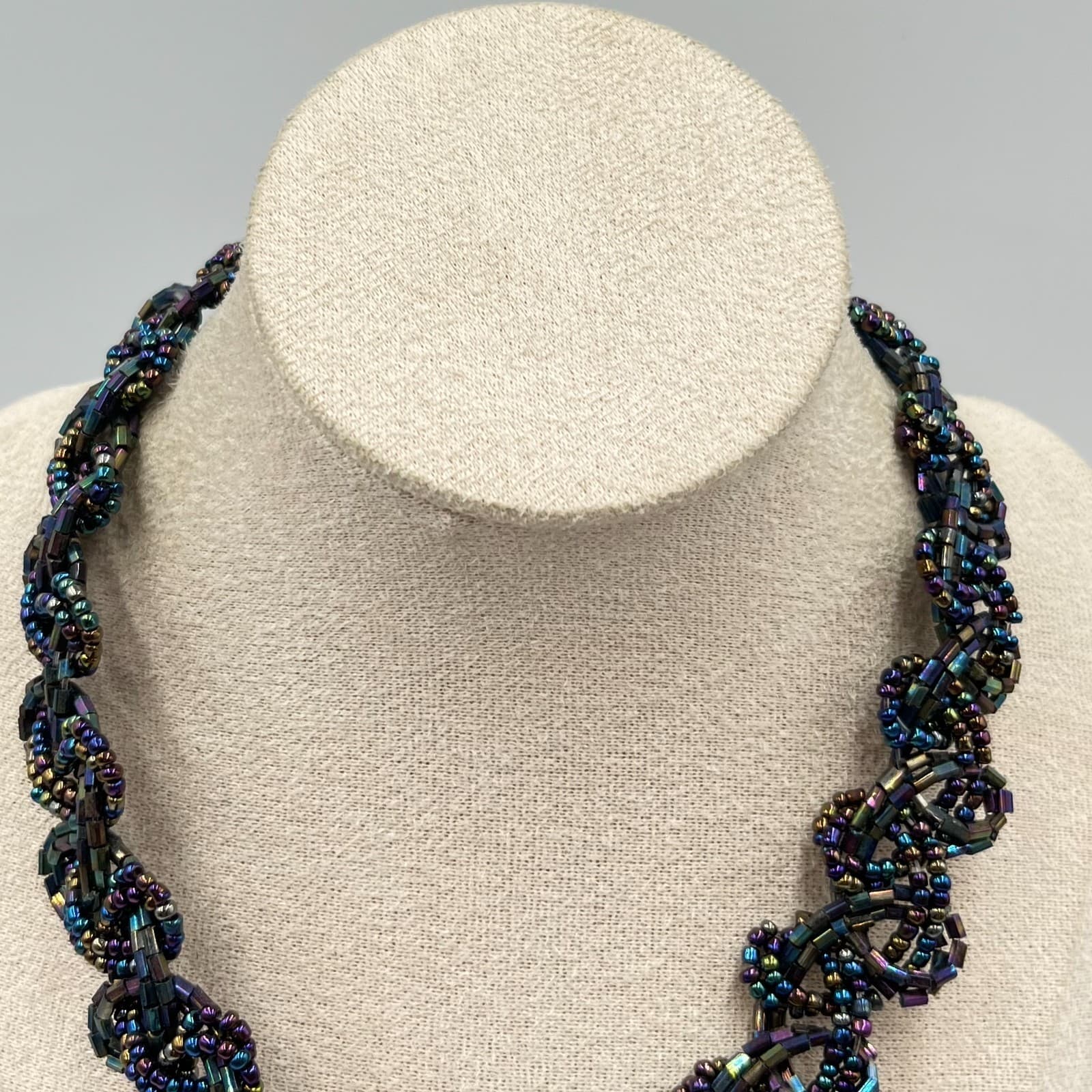 Vintage Iridescent Oil Slick Seed Bead Woven Statement Necklace Retro Boho - Thumbnail 3