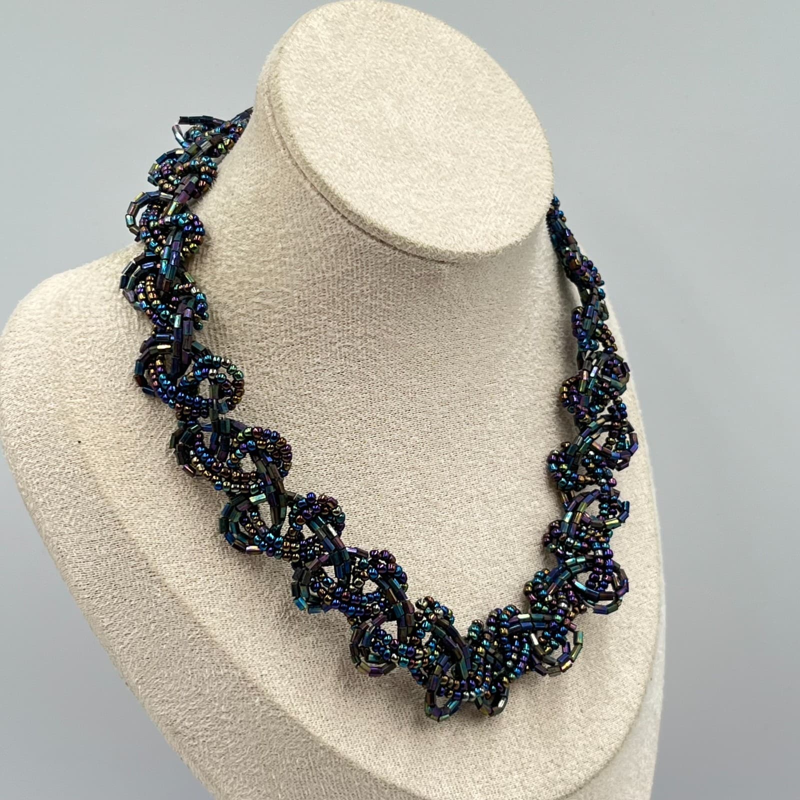 Vintage Iridescent Oil Slick Seed Bead Woven Statement Necklace Retro Boho - Thumbnail 5