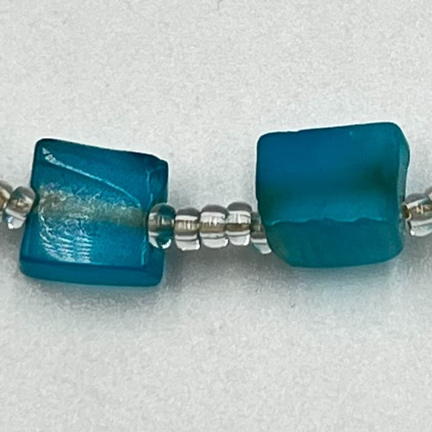 Vintage Y2K Blue Cat Eye Teardrop Pendant Necklace Clear Seed Bead Boho Retro - Thumbnail 5