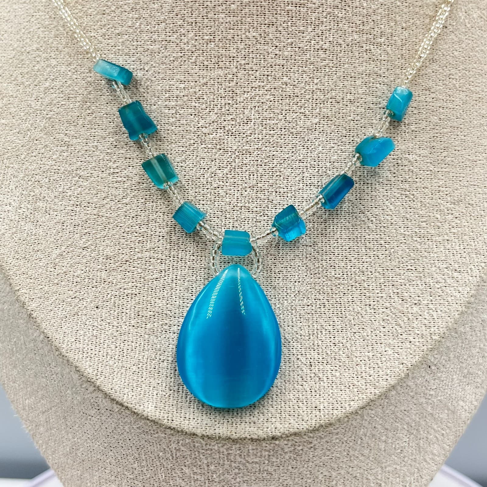 Vintage Y2K Blue Cat Eye Teardrop Pendant Necklace Clear Seed Bead Boho Retro - Thumbnail 7
