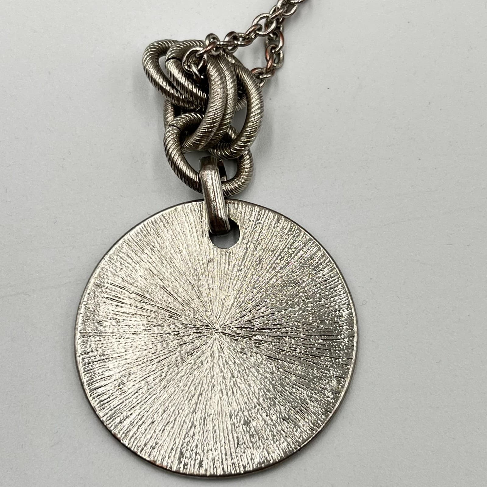 Vintage New York & Co Y2K Black Enamel Round Pendant Silver Tone Knot Necklace - Thumbnail 5